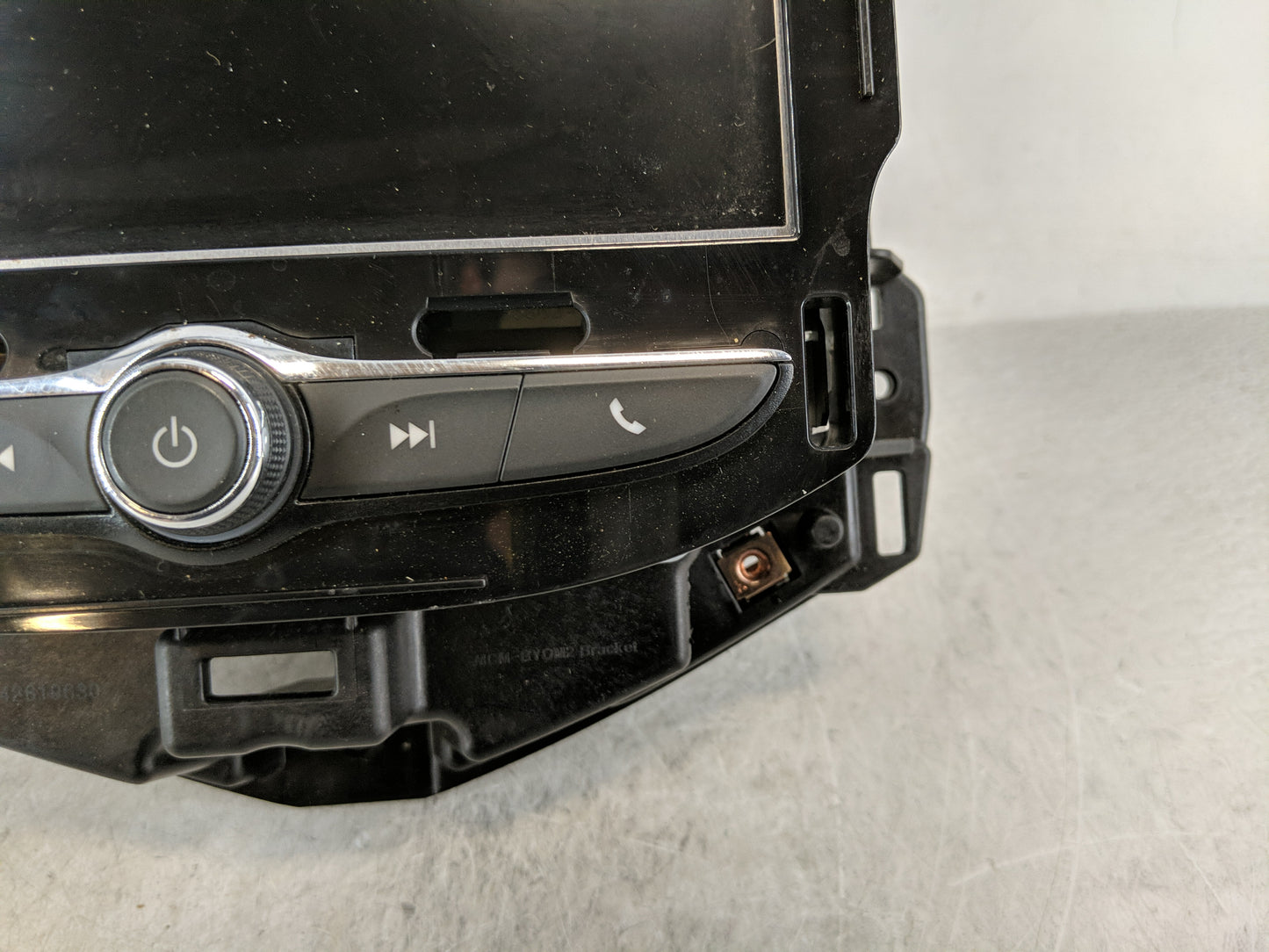 2019-2019 Chevrolet Sonic Radio Control Panel - Oemusedautoparts1.com
