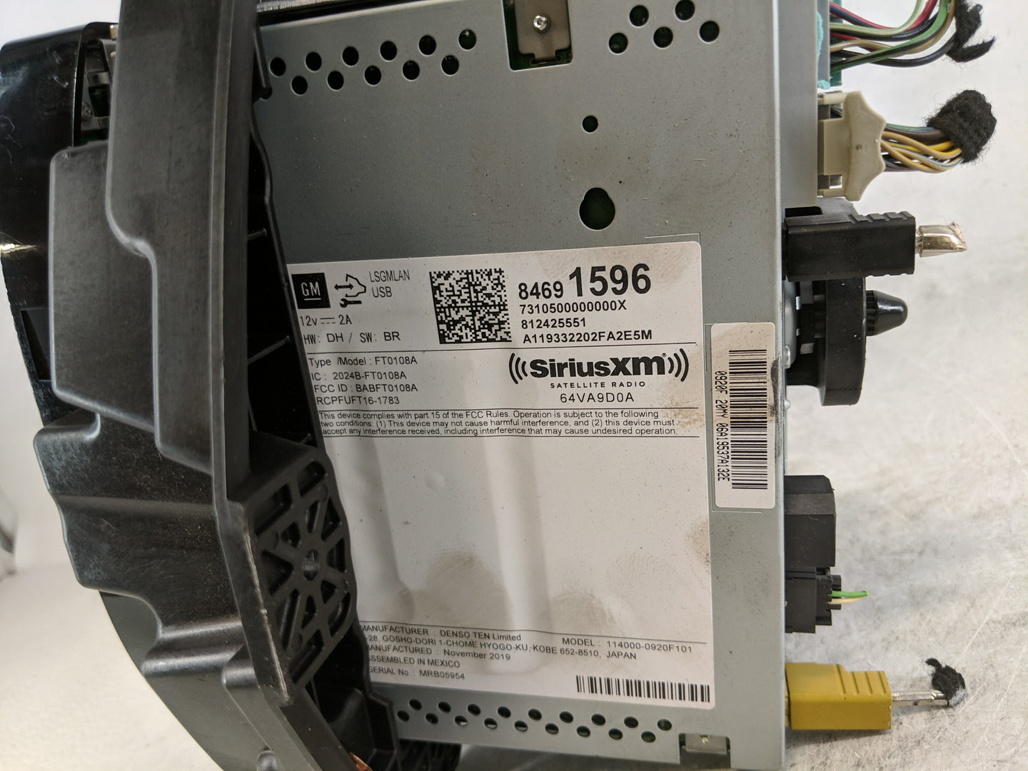2019-2019 Chevrolet Sonic Radio Control Panel - Oemusedautoparts1.com