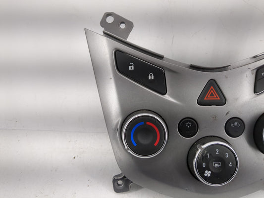 2017-2019 Chevrolet Sonic Climate Control Module Temperature AC/Heater Replacement P/N:42521458 Fits Fits 2017 2018 2019 OEM Used Auto Parts