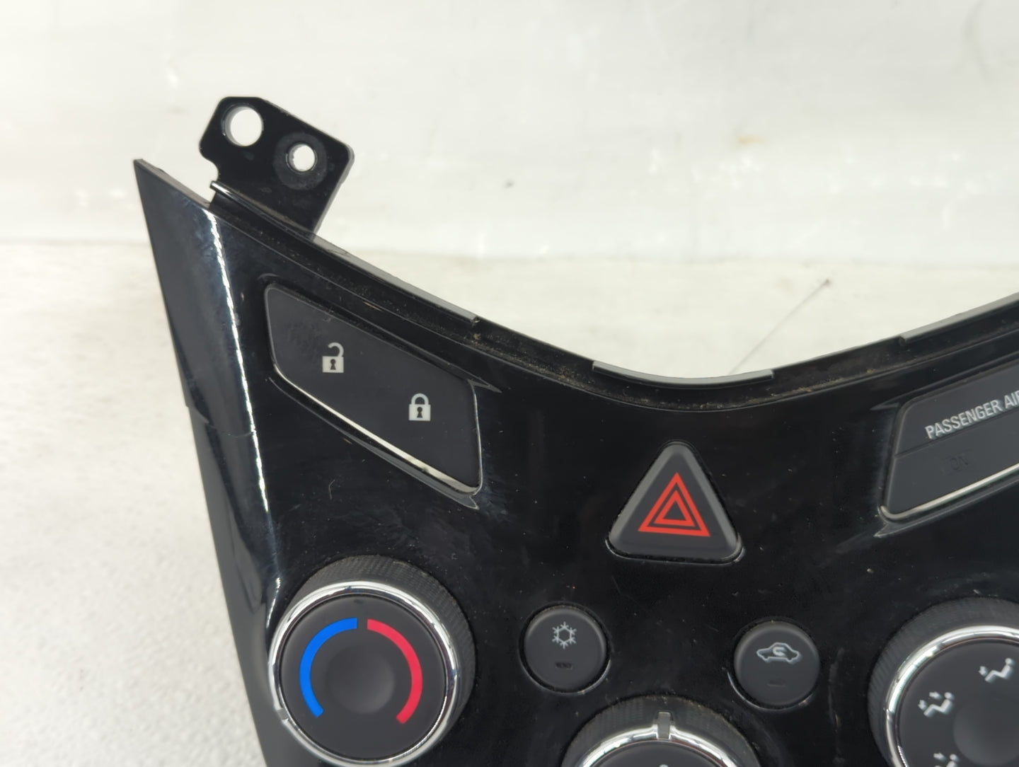 2017-2019 Chevrolet Sonic Climate Control Module Temperature AC/Heater Replacement P/N:42521463 Fits Fits 2017 2018 2019 OEM