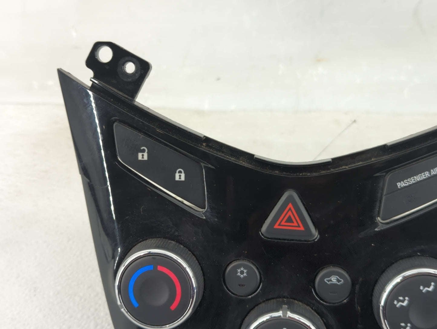 2017-2019 Chevrolet Sonic Climate Control Module Temperature AC/Heater Replacement P/N:42521463 Fits Fits 2017 2018 2019 OEM