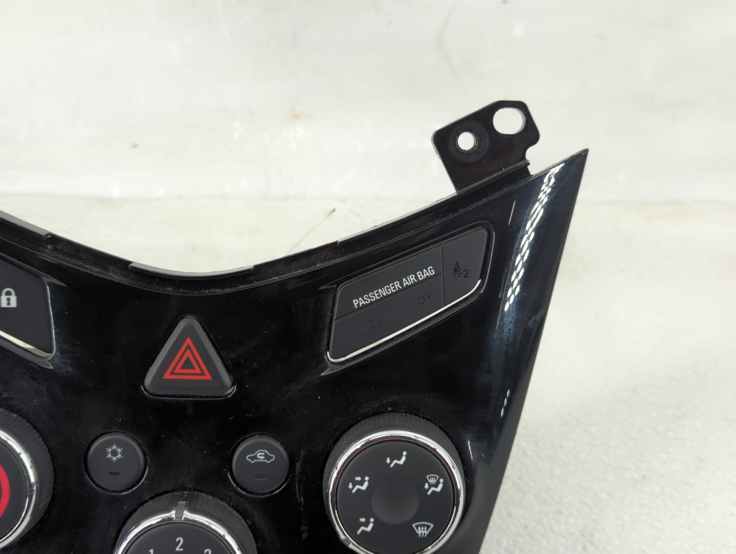 2017-2019 Chevrolet Sonic Climate Control Module Temperature AC/Heater Replacement P/N:42521463 Fits Fits 2017 2018 2019 OEM