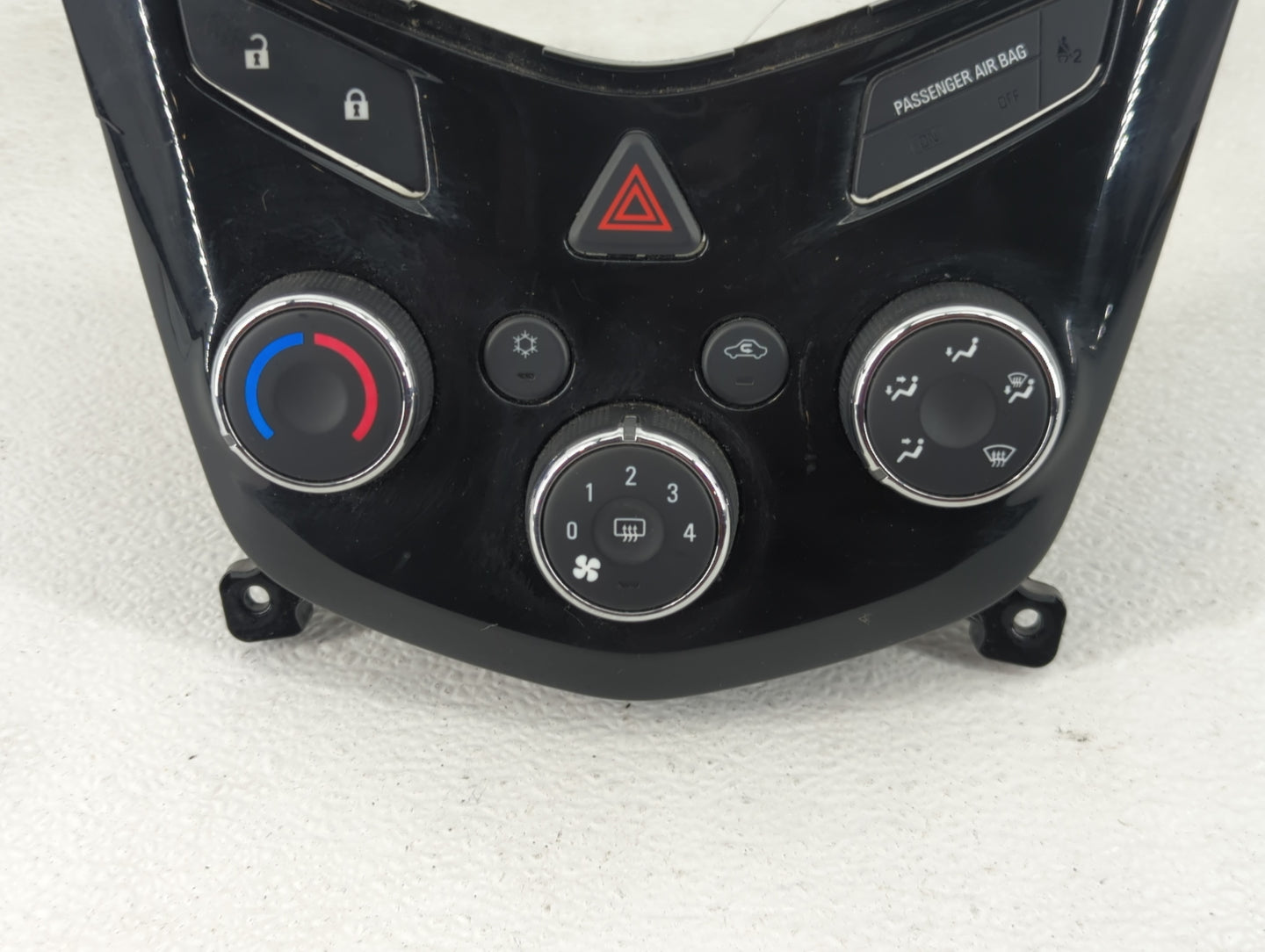 2017-2019 Chevrolet Sonic Climate Control Module Temperature AC/Heater Replacement P/N:42521463 Fits Fits 2017 2018 2019 OEM