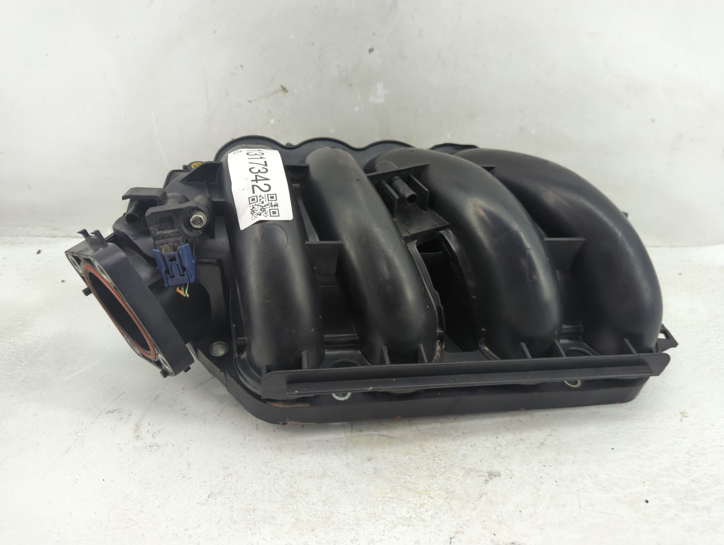 2012-2019 Chevrolet Sonic Air Intake Manifold Fits Fits 2012 2013 2014 2015 2016 2017 2018 2019 2020 2021 OEM Used Auto Part