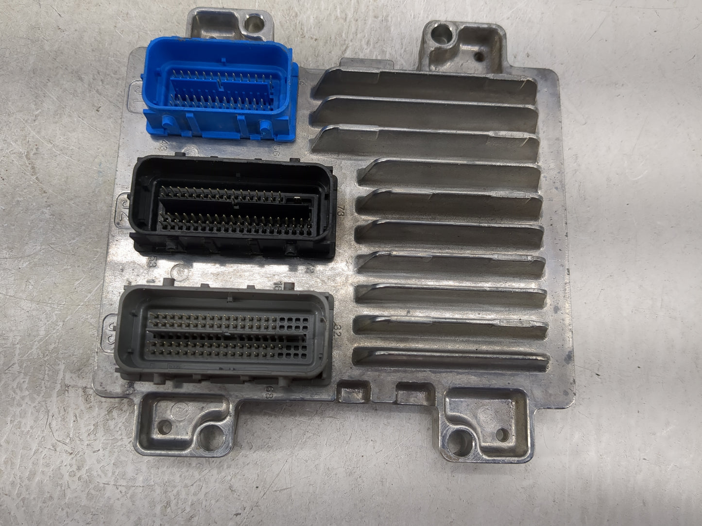 2017-2019 Chevrolet Sonic PCM Engine Control Computer ECU ECM PCU OEM P/N:12698131 12692201 Fits Fits 2017 2018 2019 2020 20