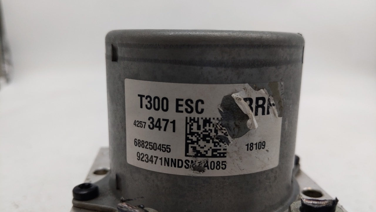 2017-2018 Chevrolet Sonic ABS Pump Control Module Replacement P/N:42573471 42520672 Fits Fits 2017 2018 OEM Used Auto Parts 