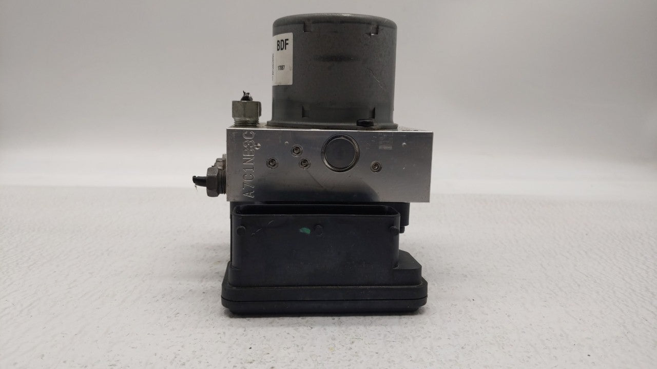 2017-2018 Chevrolet Sonic ABS Pump Control Module Replacement P/N:42573471 42520672 Fits Fits 2017 2018 OEM Used Auto Parts 