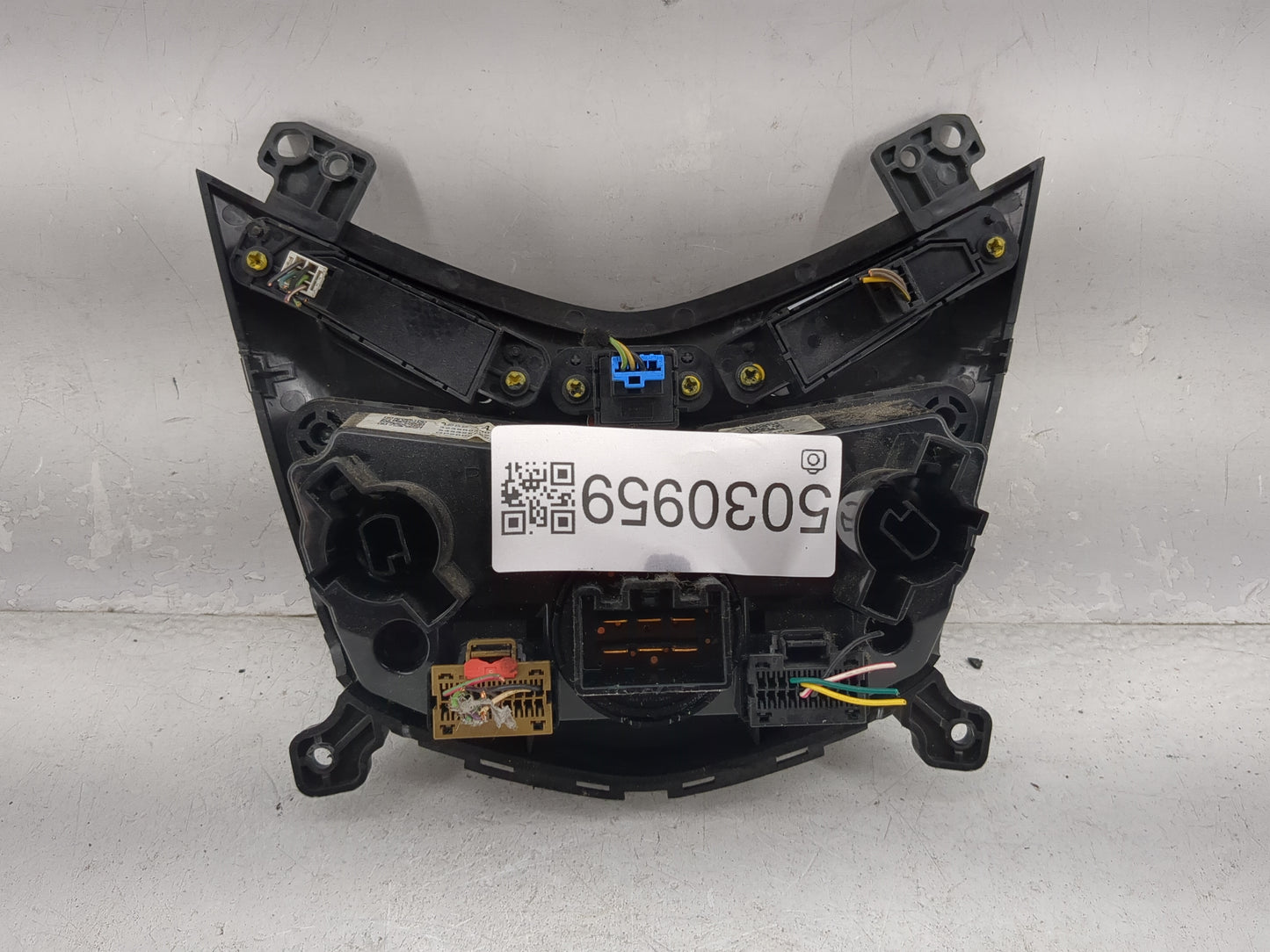 2017-2019 Chevrolet Sonic Climate Control Module Temperature AC/Heater Replacement P/N:42521459 3239800000000X Fits OEM Used