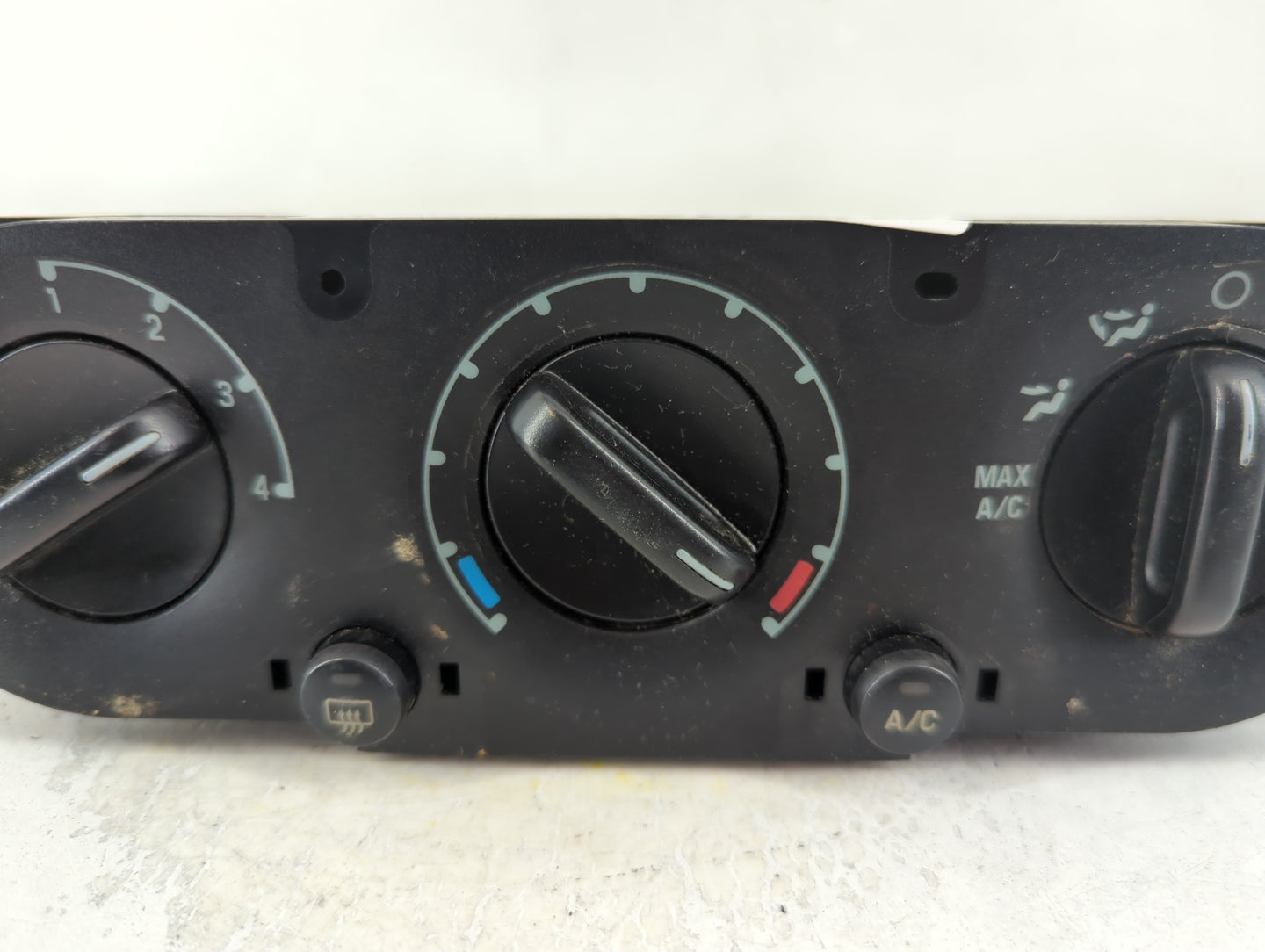 2017-2019 Chevrolet Sonic Climate Control Module Temperature AC/Heater Replacement P/N:486 Fits Fits 2017 2018 2019 OEM Used