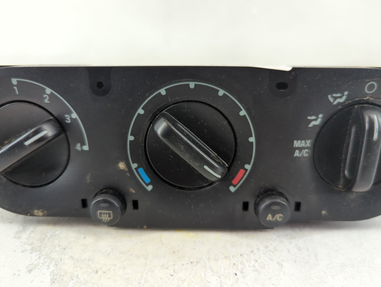 2017-2019 Chevrolet Sonic Climate Control Module Temperature AC/Heater Replacement P/N:486 Fits Fits 2017 2018 2019 OEM Used