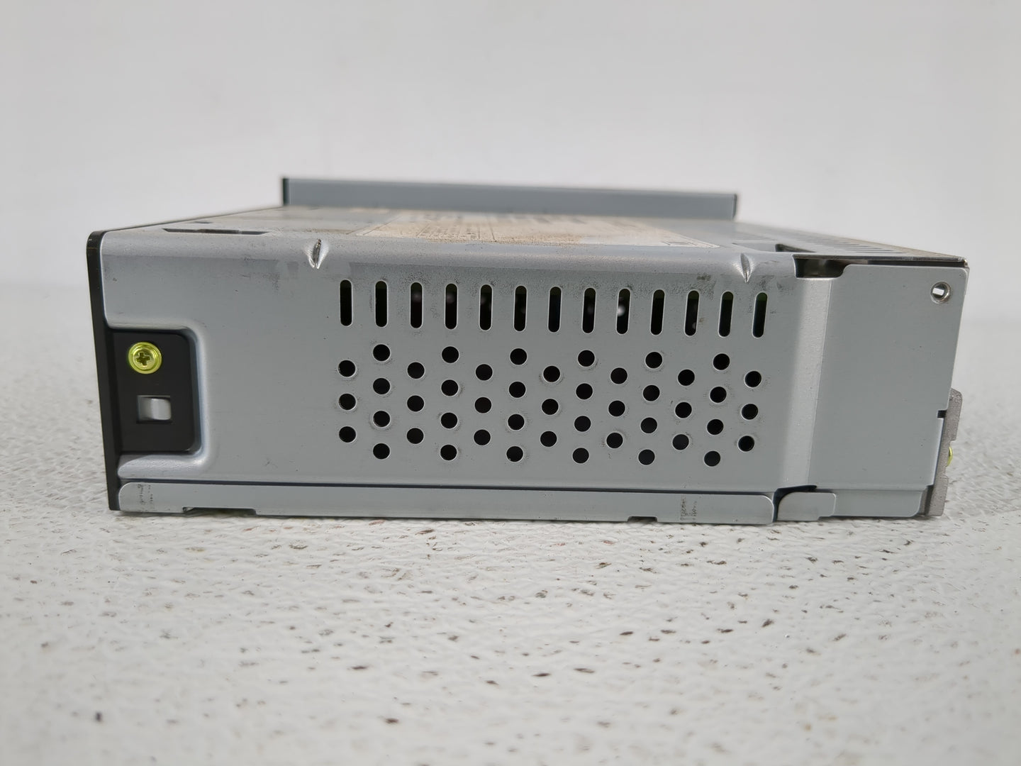 2020-2022 Chevrolet Spark Radio AM FM Cd Player Receiver Replacement P/N:42756550 Fits Fits 2020 2021 2022 OEM Used Auto Par
