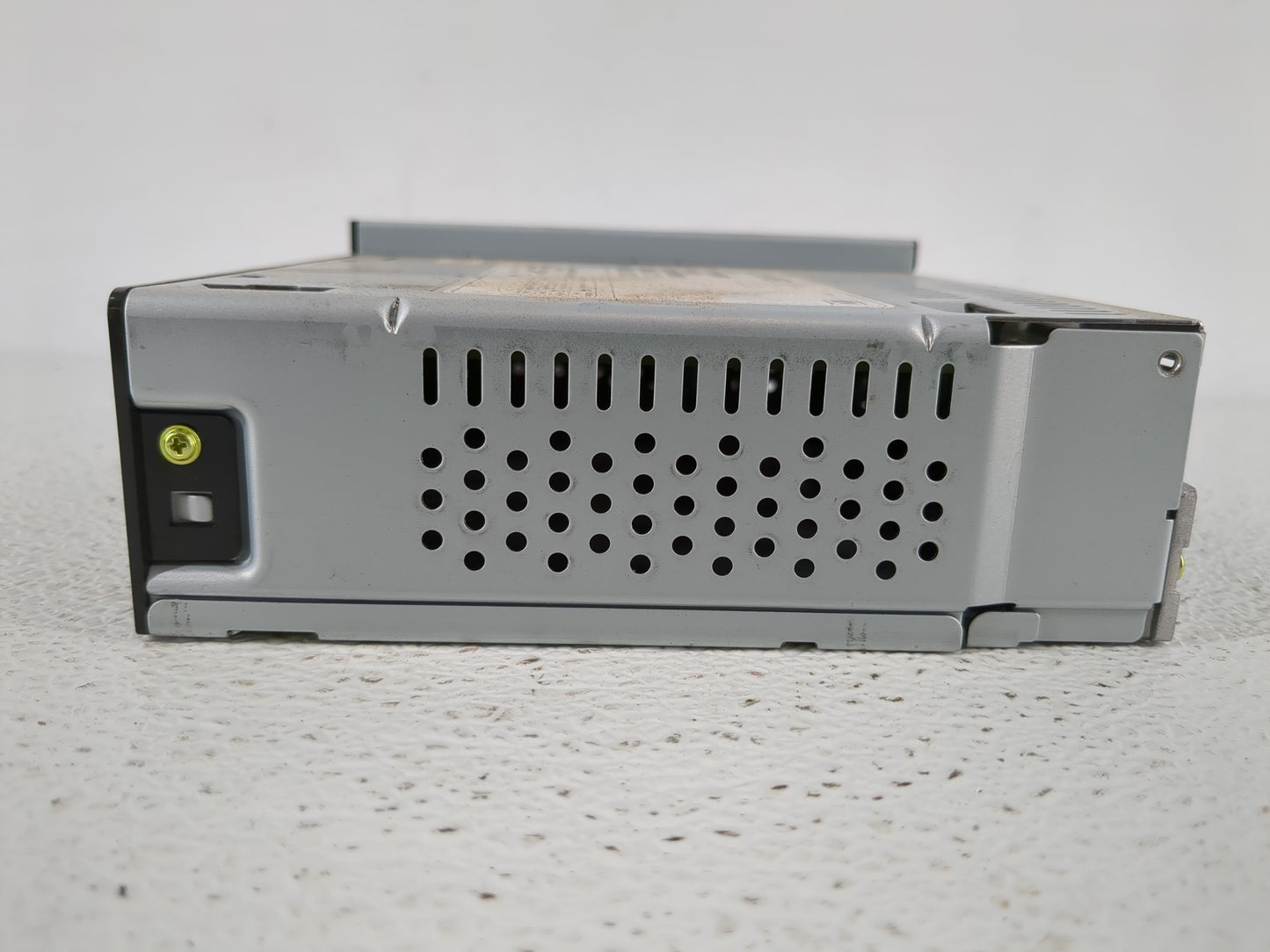 2020-2022 Chevrolet Spark Radio AM FM Cd Player Receiver Replacement P/N:42756550 Fits Fits 2020 2021 2022 OEM Used Auto Par