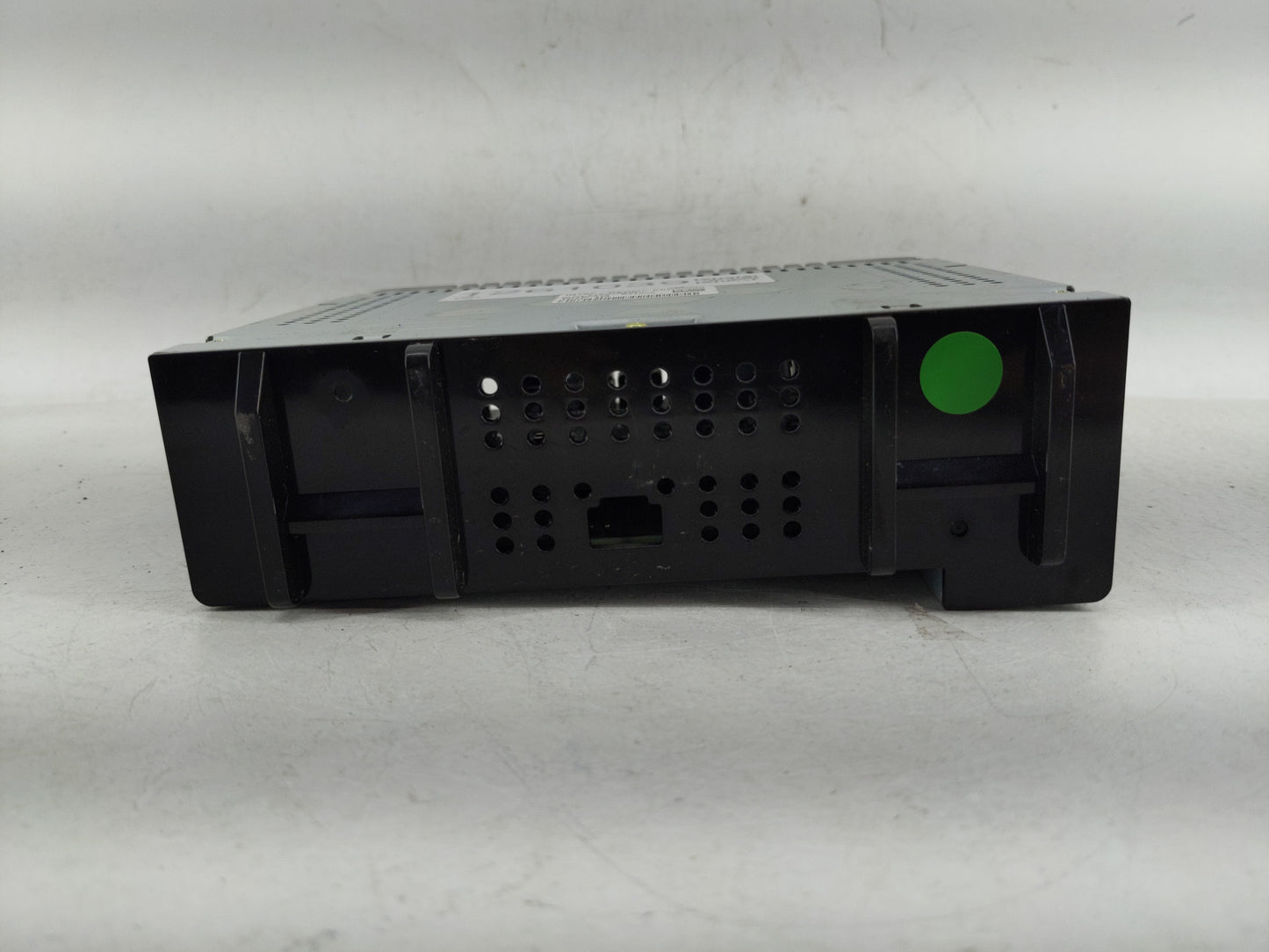 2020-2022 Chevrolet Spark Radio AM FM Cd Player Receiver Replacement P/N:42724500 Fits Fits 2020 2021 2022 OEM Used Auto Par