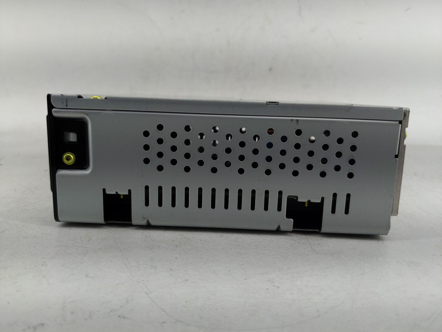 2020-2022 Chevrolet Spark Radio AM FM Cd Player Receiver Replacement P/N:42724500 Fits Fits 2020 2021 2022 OEM Used Auto Par