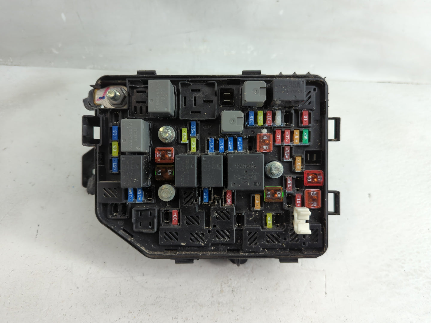 2020-2021 Chevrolet Spark Fusebox Fuse Box Panel Relay Module P/N:42702558 Fits Fits 2020 2021 OEM Used Auto Parts - Oemused