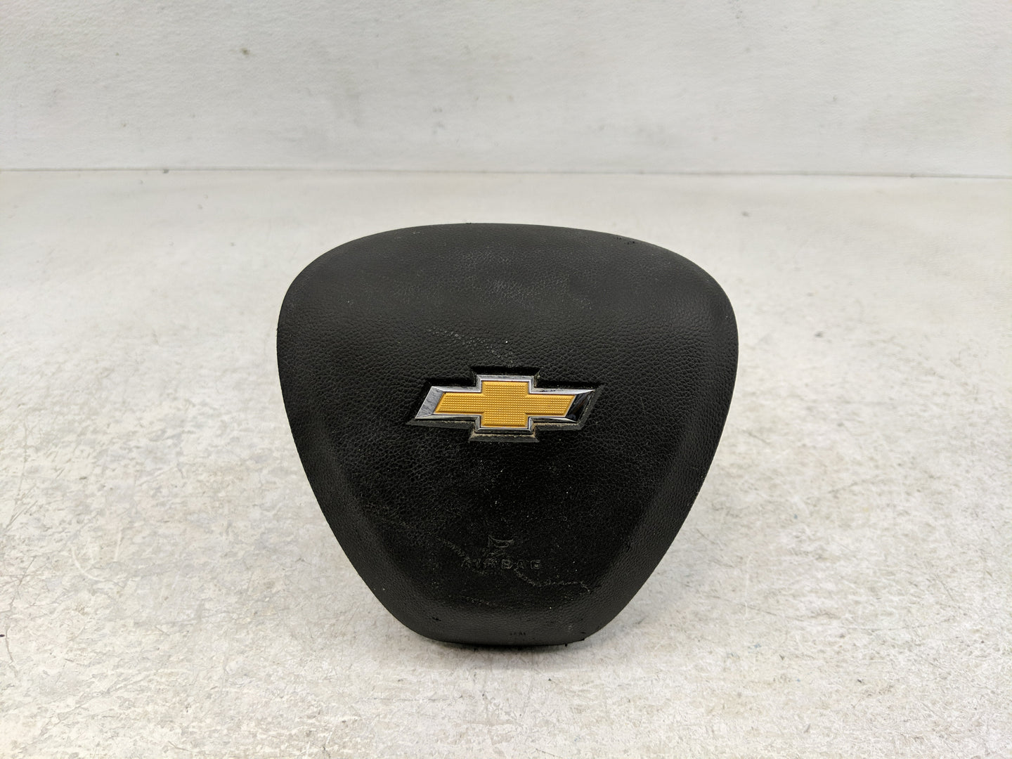 2017-2022 Chevrolet Spark Air Bag Driver Left Steering Wheel Mounted Fits Fits 2017 2018 2019 2020 2021 2022 OEM Used Auto P