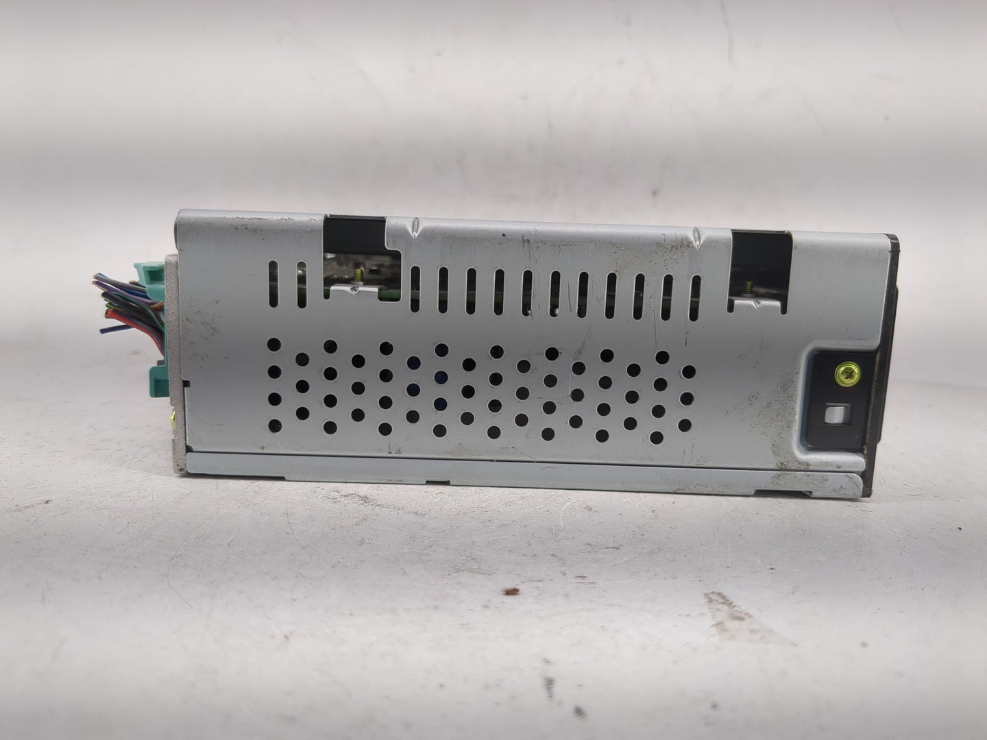 2020 Chevrolet Spark Radio AM FM Cd Player Receiver Replacement P/N:42724500 Fits Fits 2017 OEM Used Auto Parts - Oemusedaut