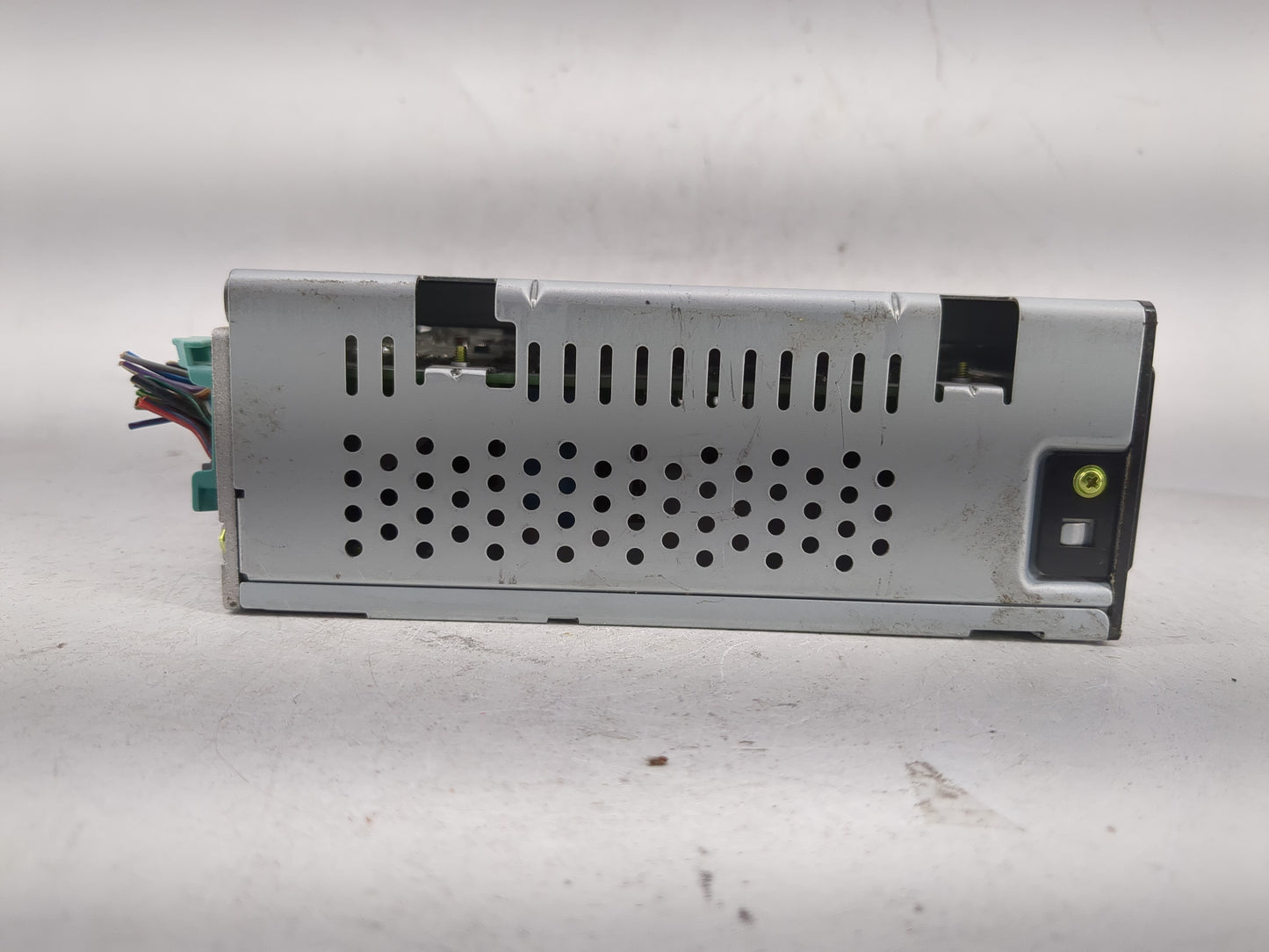 2020 Chevrolet Spark Radio AM FM Cd Player Receiver Replacement P/N:42724500 Fits Fits 2017 OEM Used Auto Parts - Oemusedaut