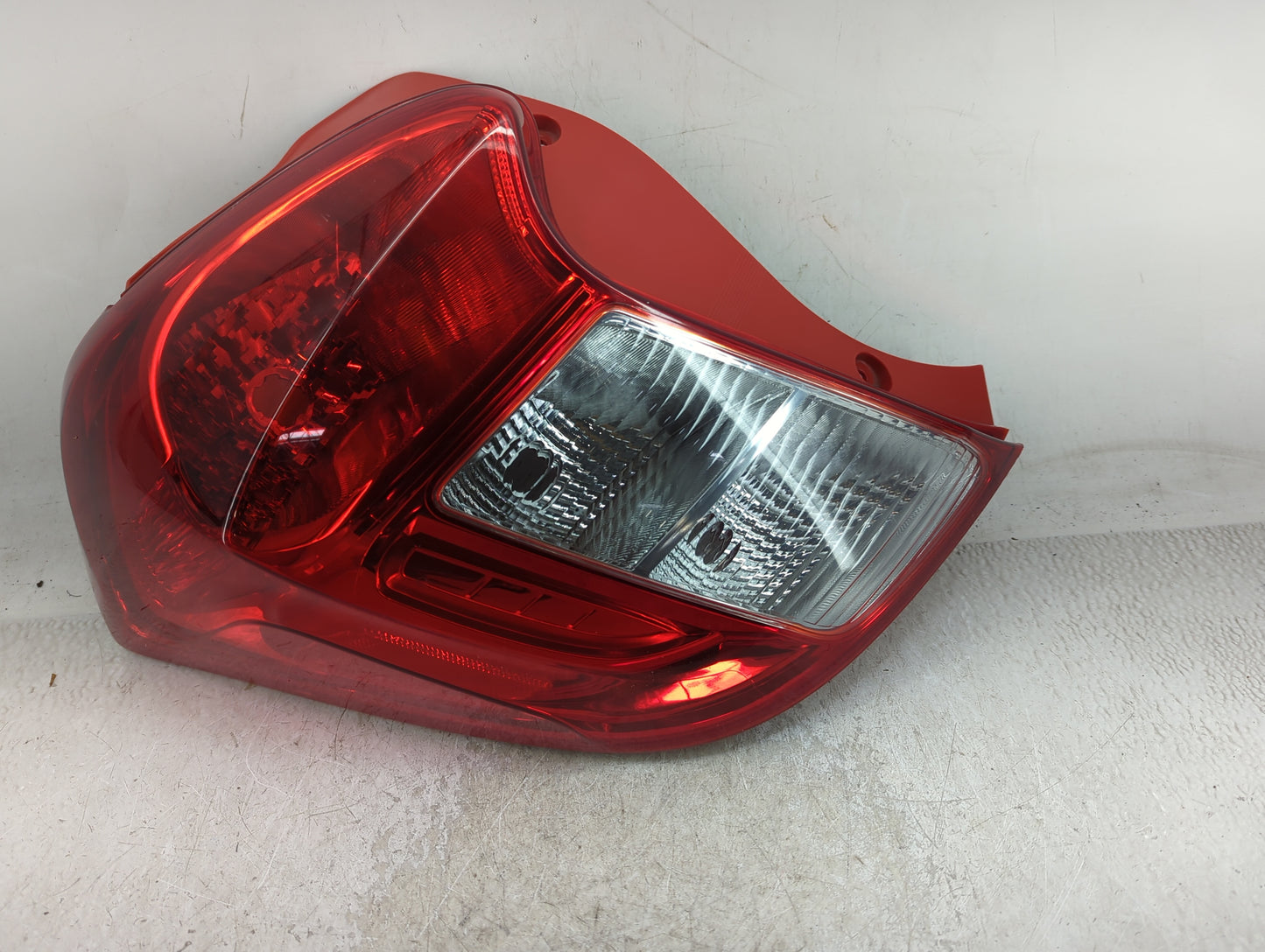 2018-2022 Chevrolet Spark Tail Light Assembly Driver Left OEM P/N:42607403 Fits Fits 2018 2019 2020 2021 2022 OEM Used Auto 