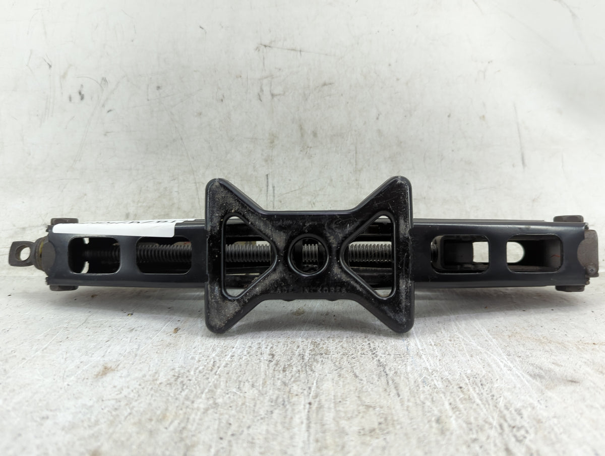 2020 Chevrolet Spark Spare Scissor Car Jack - Oemusedautoparts1.com