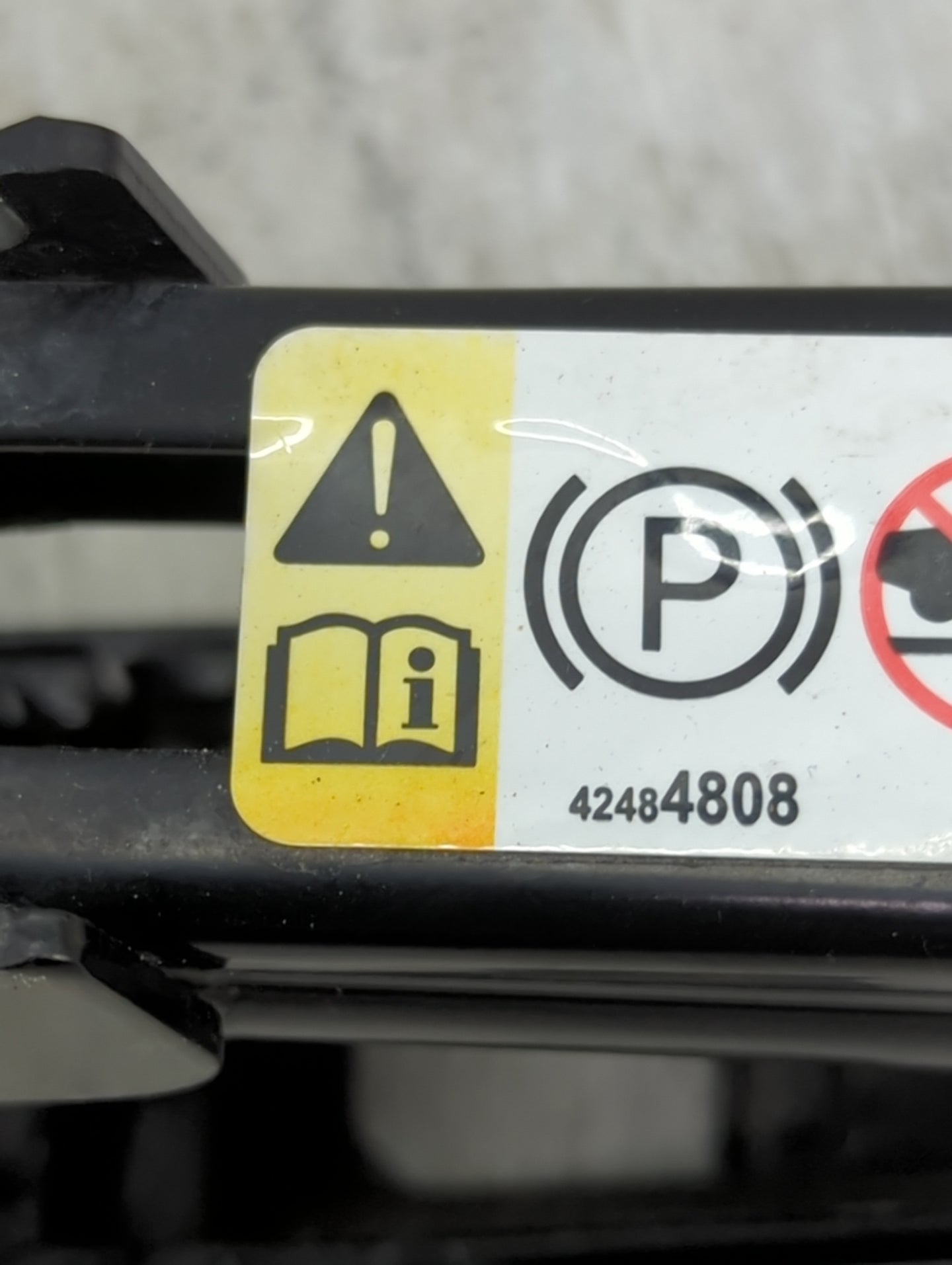 2020 Chevrolet Spark Spare Scissor Car Jack - Oemusedautoparts1.com