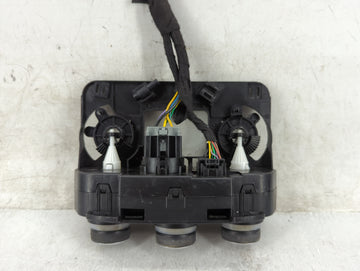 2019-2022 Chevrolet Spark Climate Control Module Temperature AC/Heater Replacement P/N:323010000000X 694060210 Fits OEM Used Auto Parts