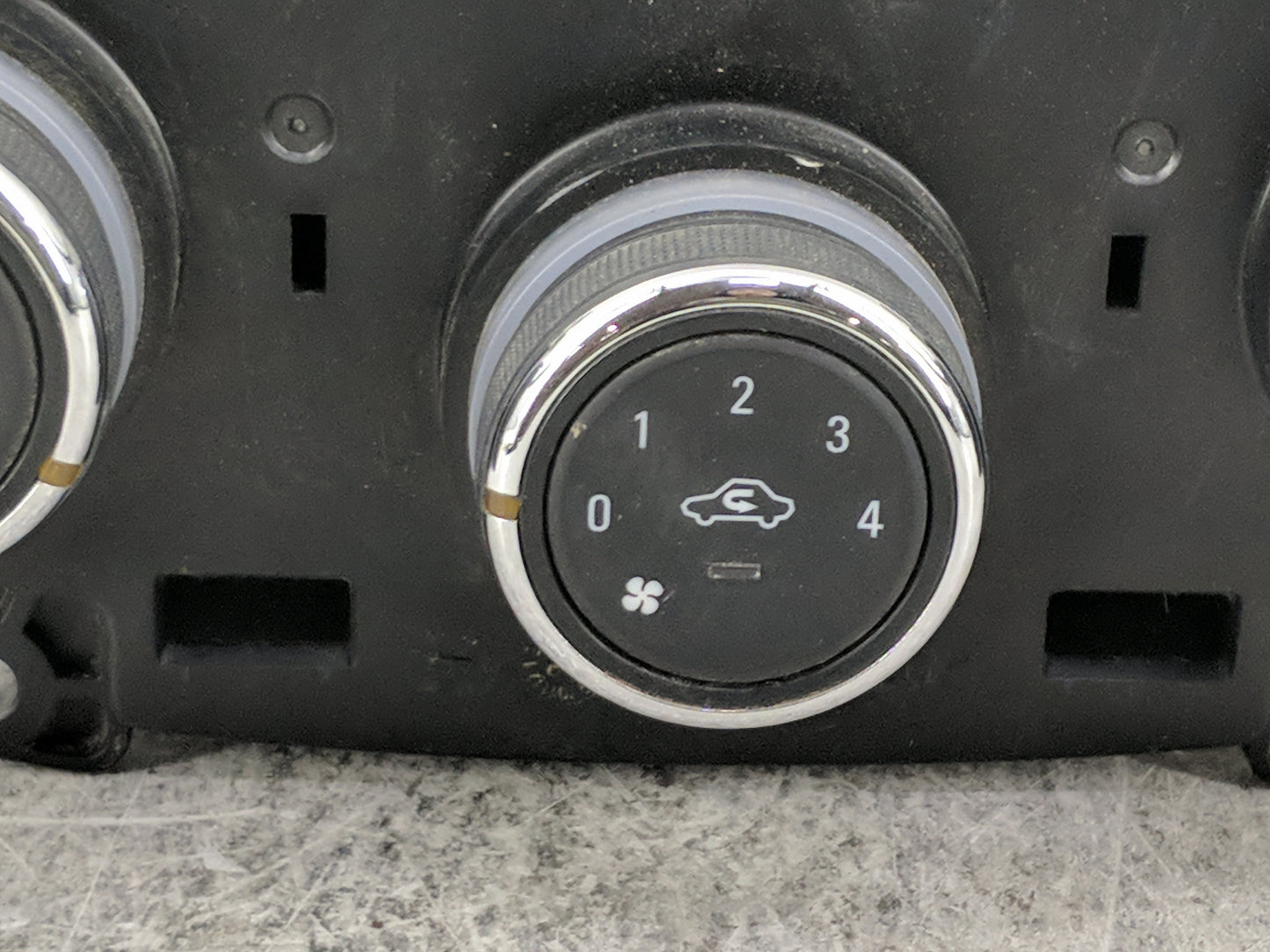2019-2022 Chevrolet Spark Climate Control Module Temperature AC/Heater Replacement P/N:42620151 3230100000X Fits OEM Used Au