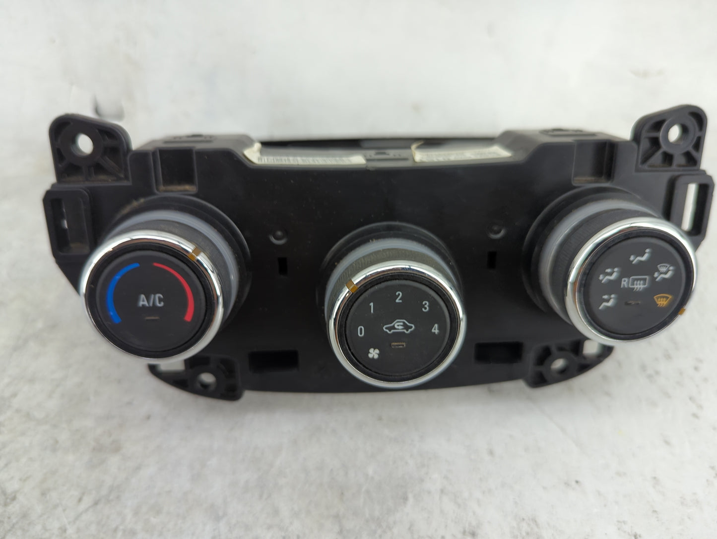 2019-2022 Chevrolet Spark Climate Control Module Temperature AC/Heater Replacement P/N:42620151 323010000000X Fits OEM Used 