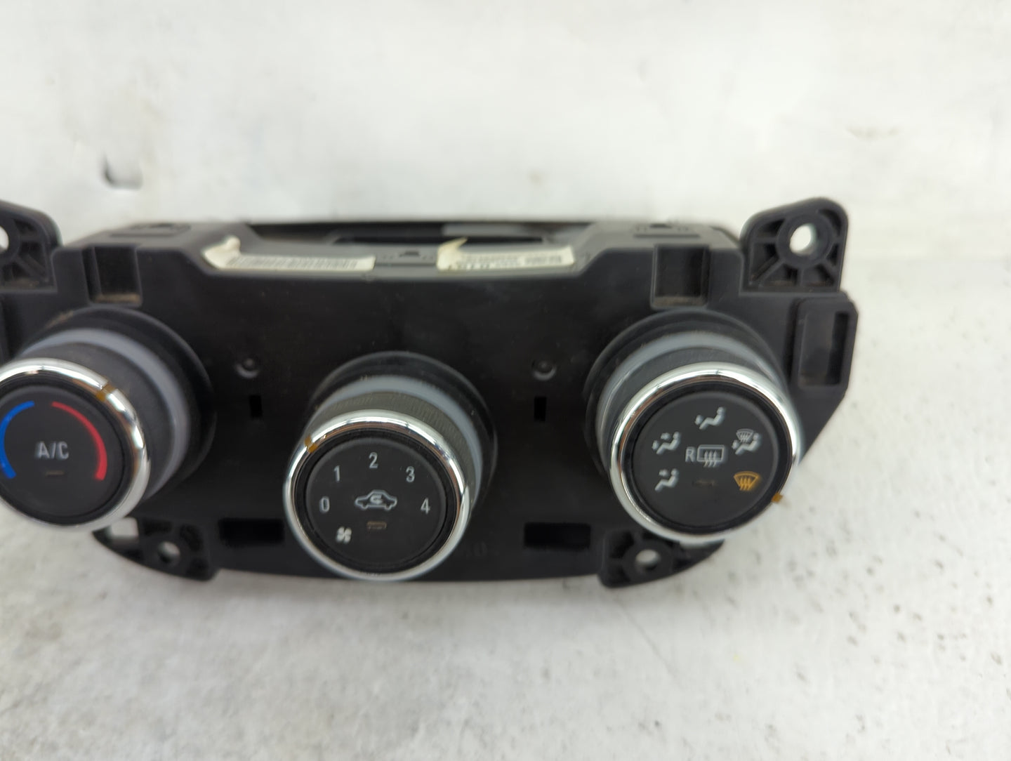 2019-2022 Chevrolet Spark Climate Control Module Temperature AC/Heater Replacement P/N:42620151 323010000000X Fits OEM Used 
