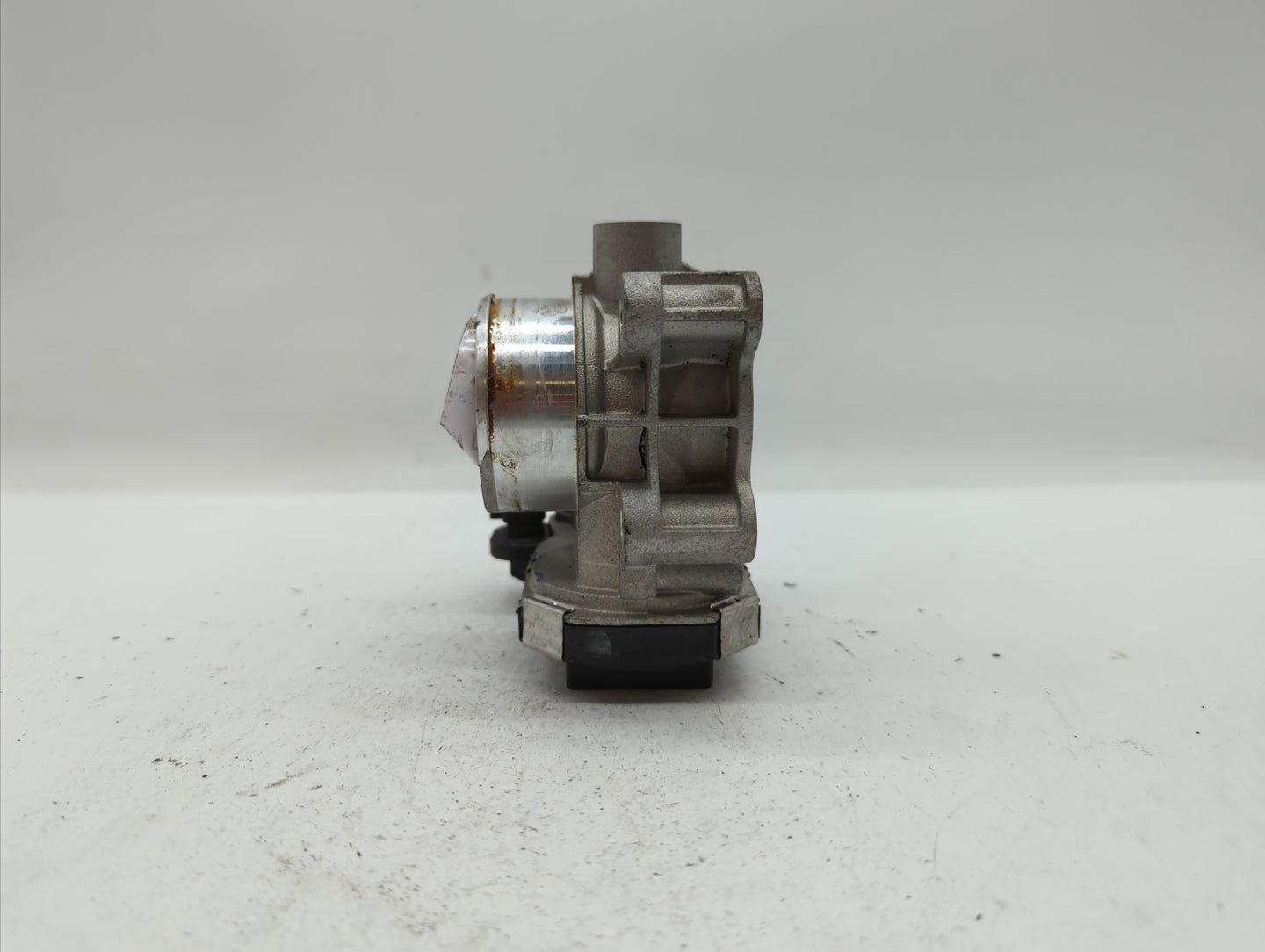 2016-2018 Chevrolet Spark Throttle Body P/N:12673014 Fits Fits 2016 2017 2018 OEM Used Auto Parts - Oemusedautoparts1.com