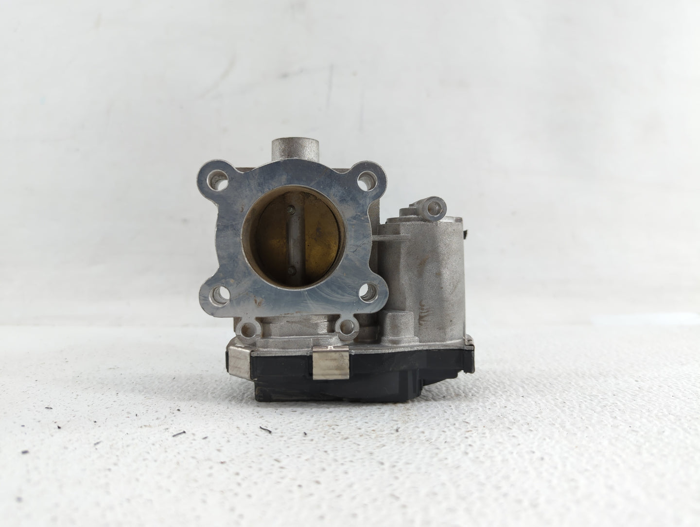 2016-2018 Chevrolet Spark Throttle Body P/N:12673014 Fits Fits 2016 2017 2018 OEM Used Auto Parts - Oemusedautoparts1.com