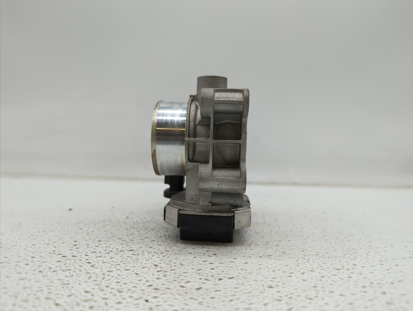2016-2018 Chevrolet Spark Throttle Body P/N:12673014 Fits Fits 2016 2017 2018 OEM Used Auto Parts - Oemusedautoparts1.com