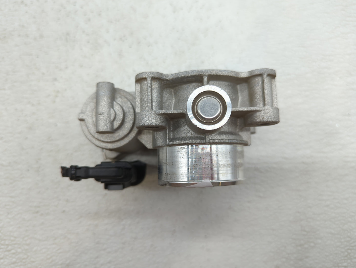 2016-2018 Chevrolet Spark Throttle Body P/N:12673014 Fits Fits 2016 2017 2018 OEM Used Auto Parts - Oemusedautoparts1.com