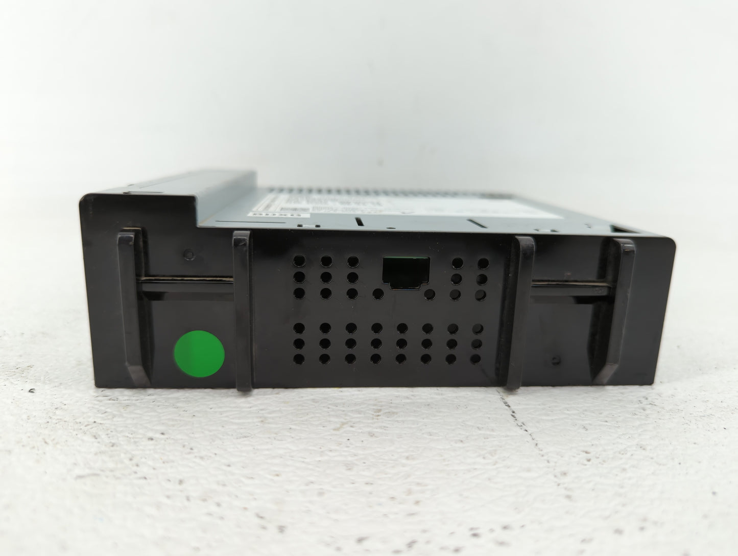 2020 Chevrolet Spark Radio AM FM Cd Player Receiver Replacement P/N:42724500 Fits OEM Used Auto Parts - Oemusedautoparts1.co