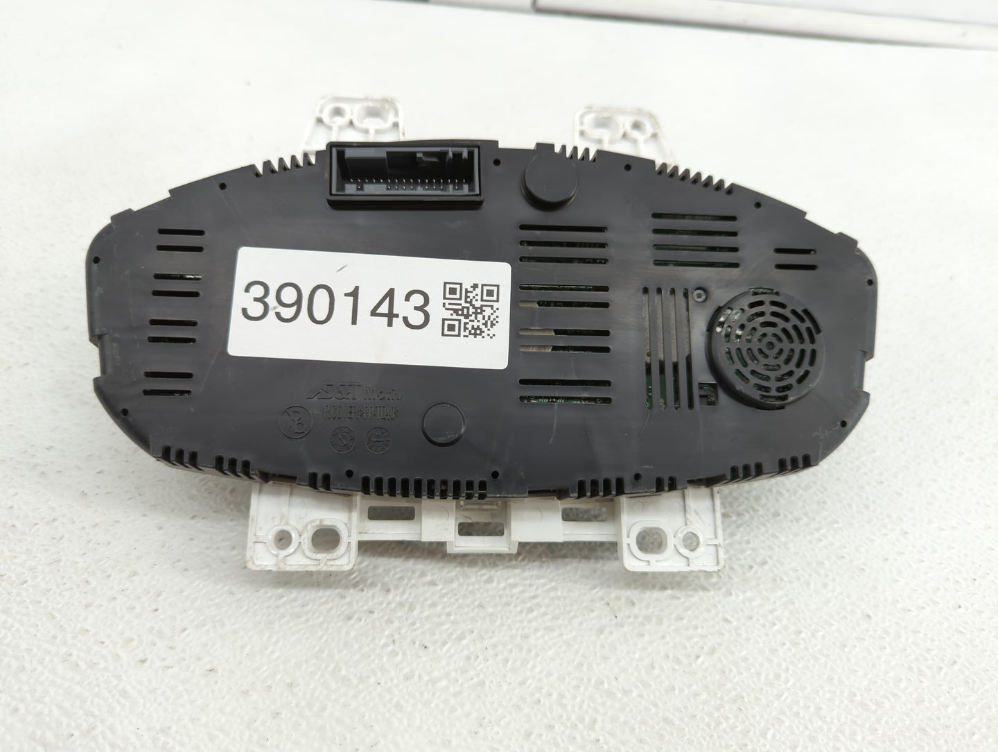 2019-2021 Chevrolet Spark Instrument Cluster Speedometer Gauges P/N:42680492 Fits Fits 2019 2020 2021 OEM Used Auto Parts - 