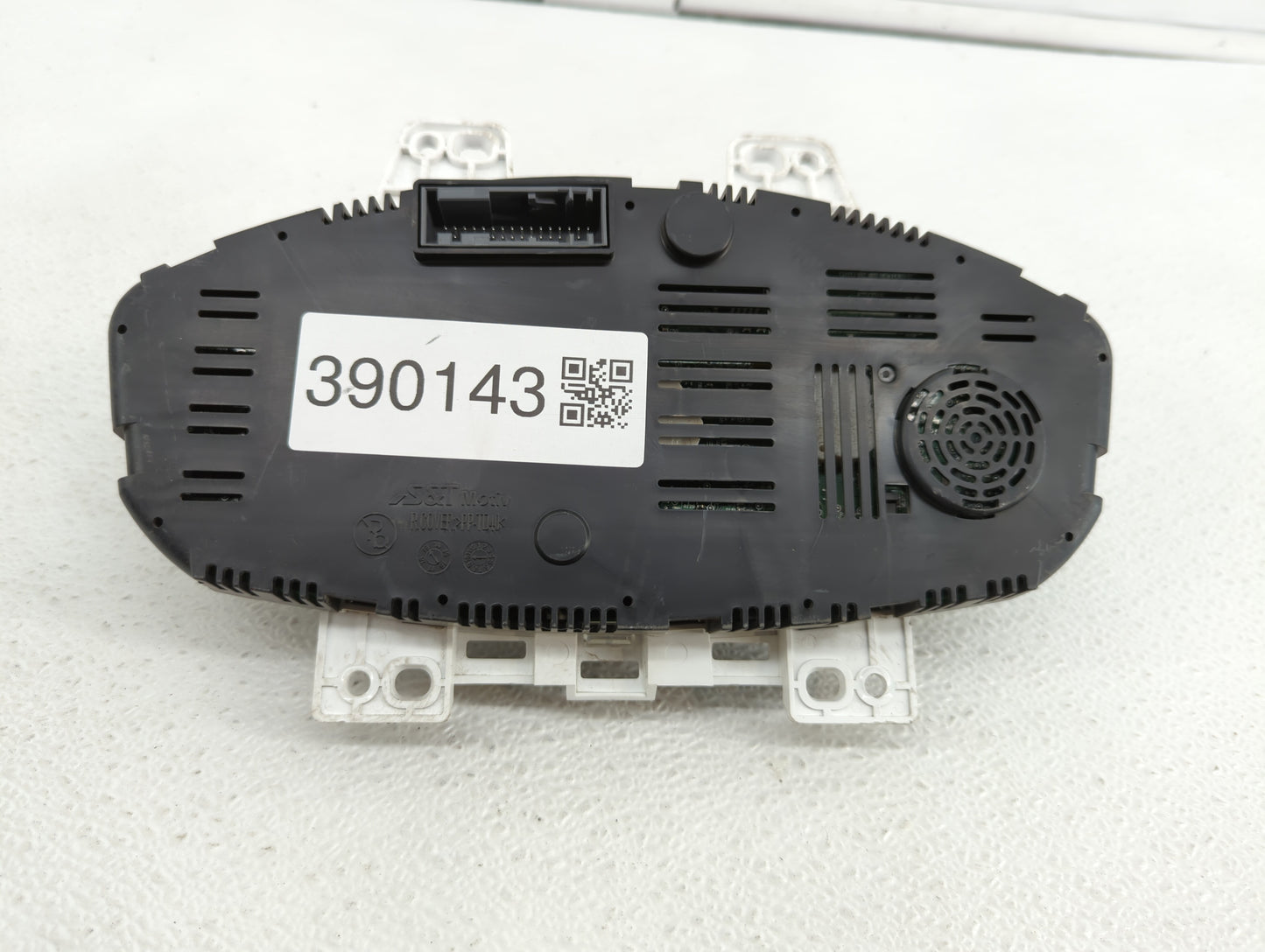 2019-2021 Chevrolet Spark Instrument Cluster Speedometer Gauges P/N:42680492 Fits Fits 2019 2020 2021 OEM Used Auto Parts - 