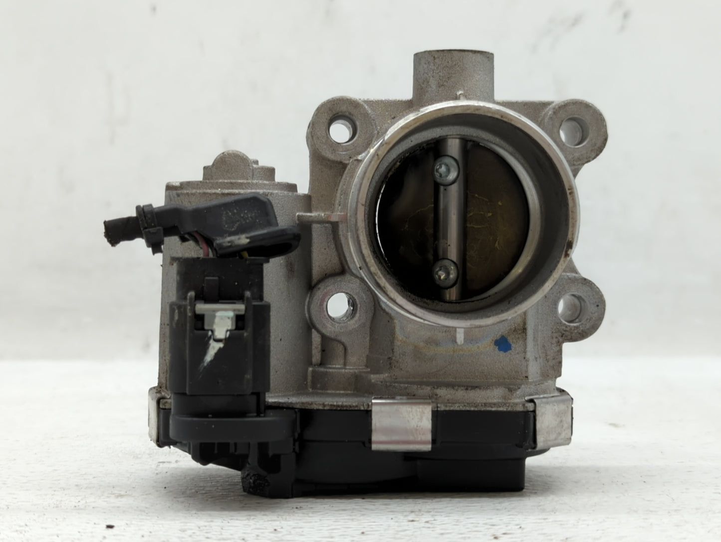2016-2022 Chevrolet Spark Throttle Body P/N:12673014 Fits Fits 2016 2017 2018 2019 2020 2021 2022 OEM Used Auto Parts - Oemu