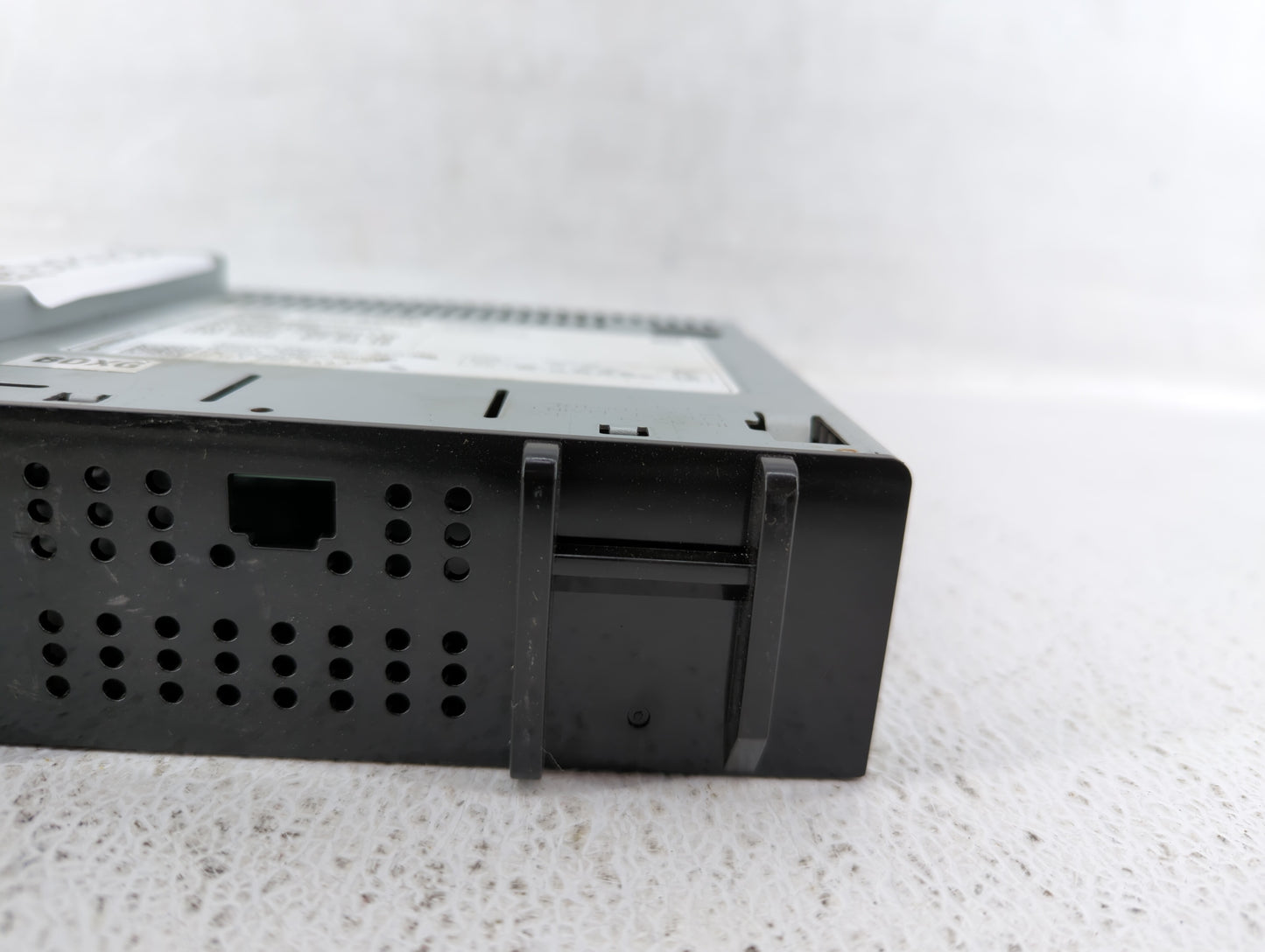 2020-2022 Chevrolet Spark Am Fm Cd Player Radio Receiver - Oemusedautoparts1.com