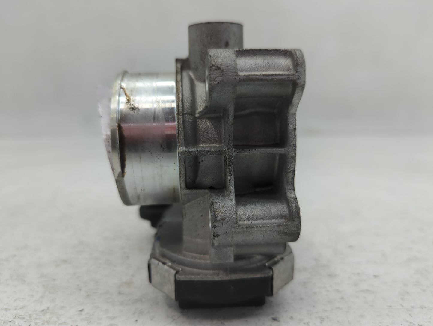 2016-2022 Chevrolet Spark Throttle Body P/N:S2SG9246A02281AA 12673014 Fits Fits 2016 2017 2018 2019 2020 2021 2022 OEM Used 