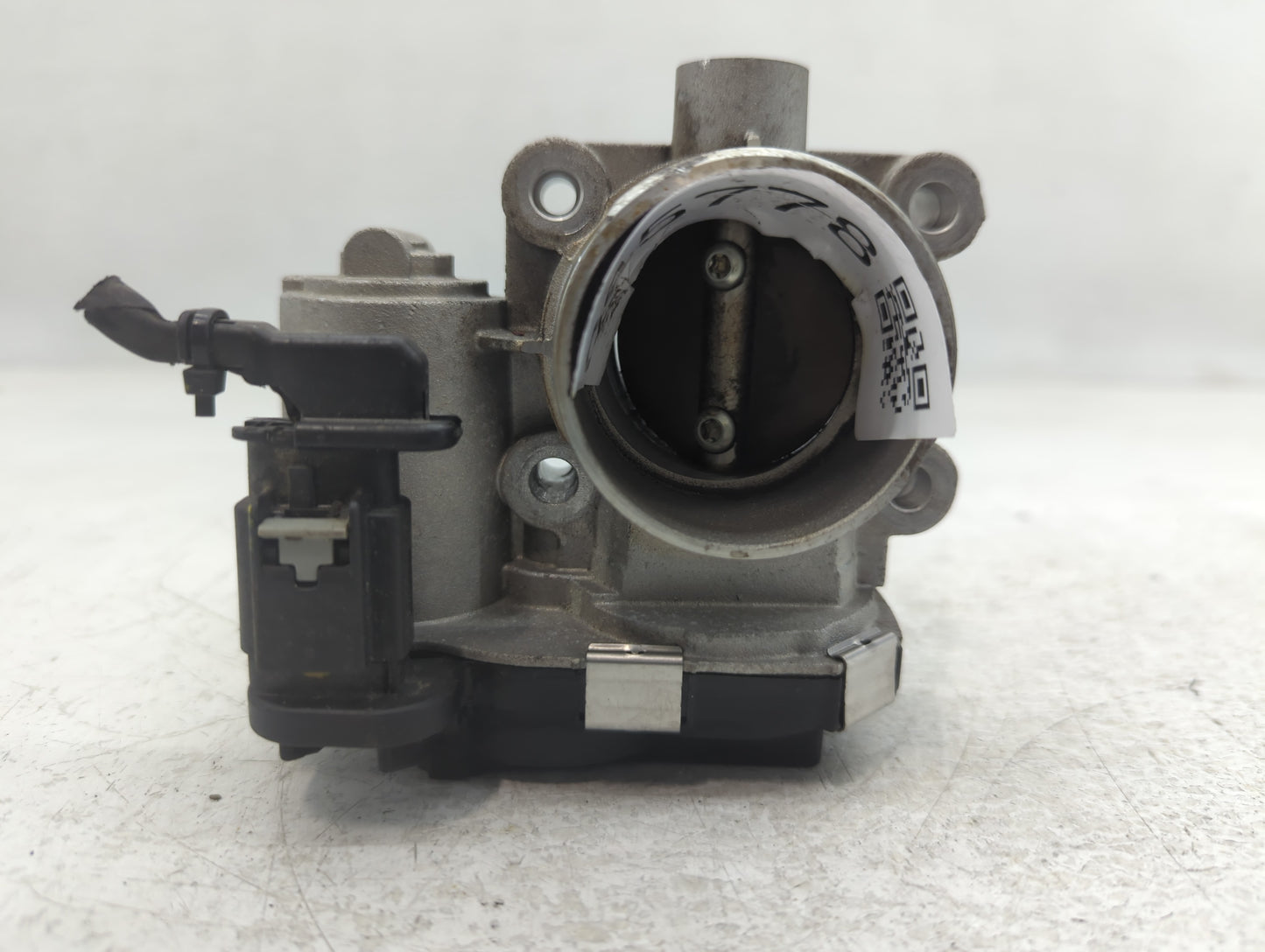2016-2022 Chevrolet Spark Throttle Body P/N:12673014 Fits Fits 2016 2017 2018 2019 2020 2021 2022 OEM Used Auto Parts - Oemu