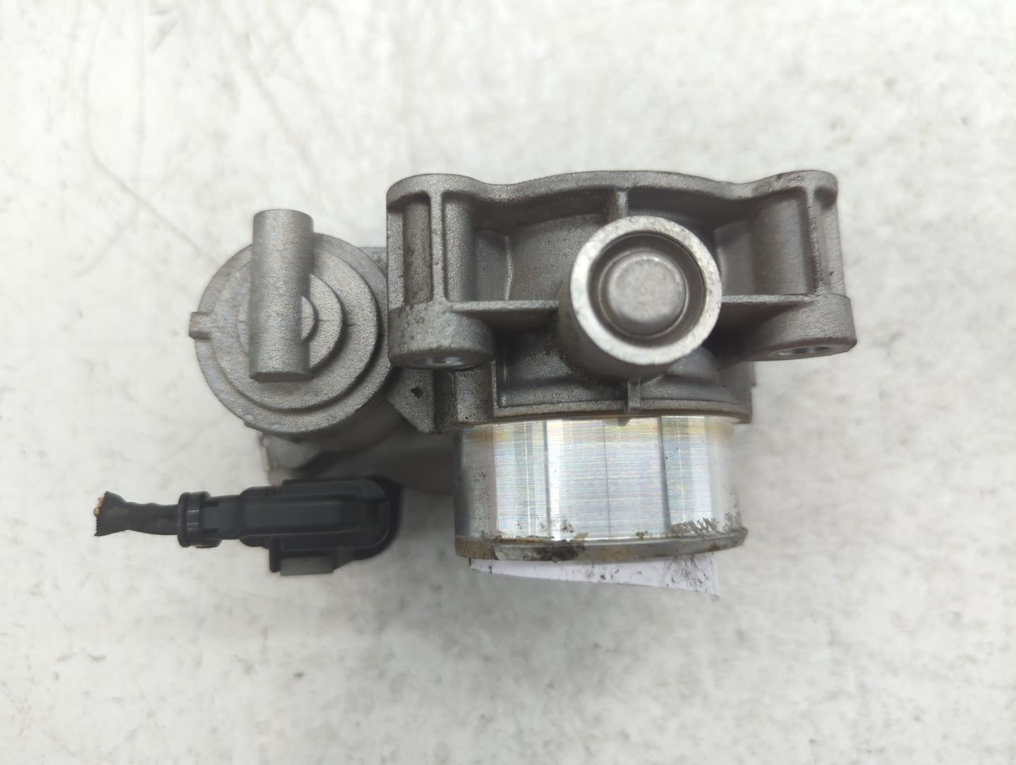 2016-2022 Chevrolet Spark Throttle Body P/N:12673014 Fits Fits 2016 2017 2018 2019 2020 2021 2022 OEM Used Auto Parts - Oemu