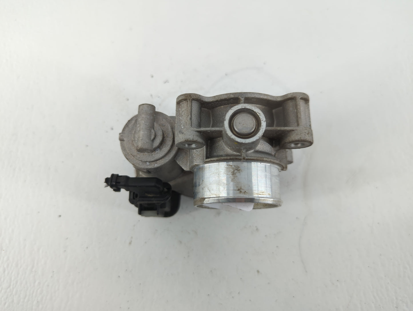 2016-2022 Chevrolet Spark Throttle Body P/N:12673014 Fits Fits 2016 2017 2018 2019 2020 2021 2022 OEM Used Auto Parts - Oemu