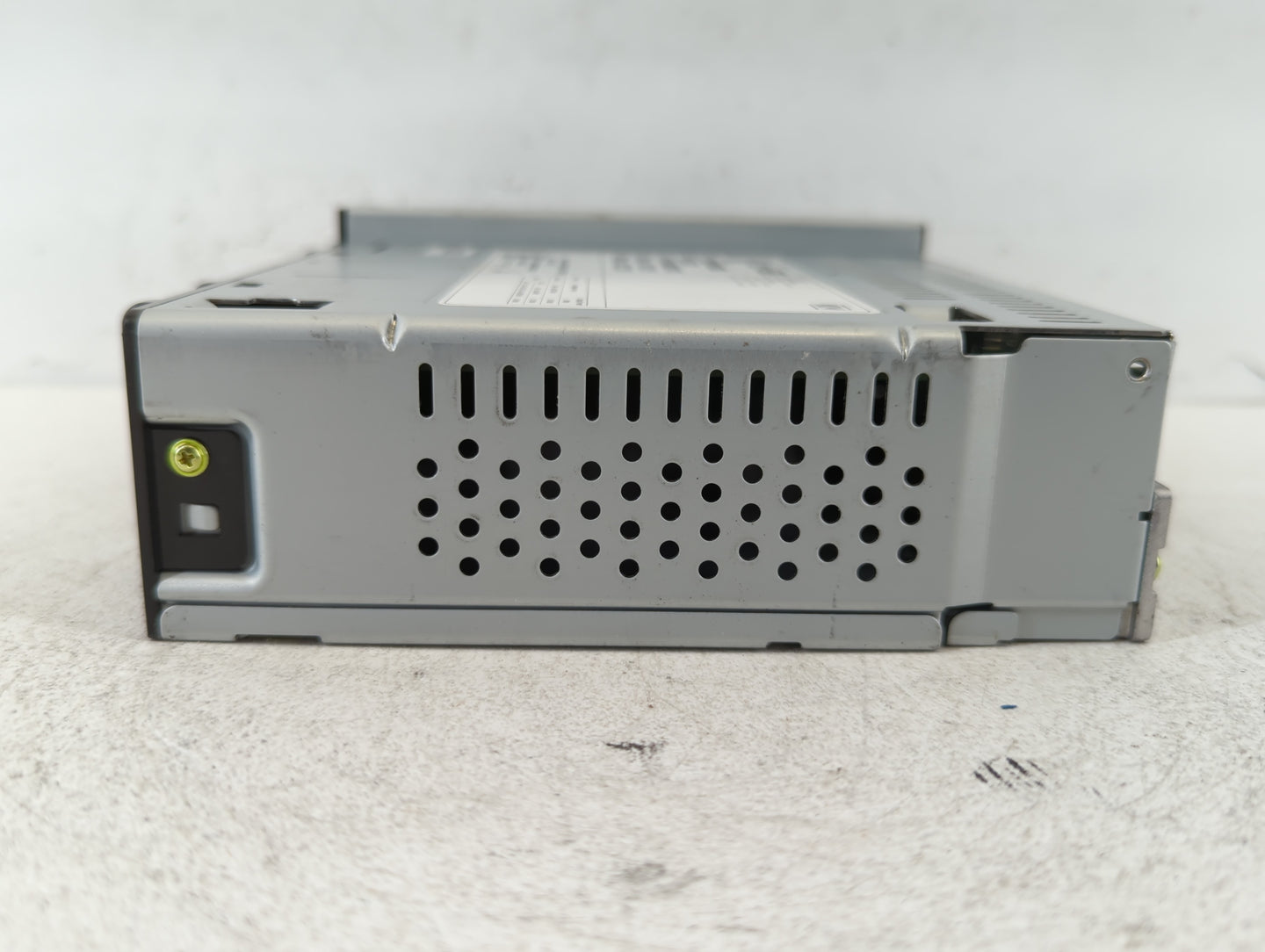 2020-2022 Chevrolet Spark Am Fm Cd Player Radio Receiver - Oemusedautoparts1.com