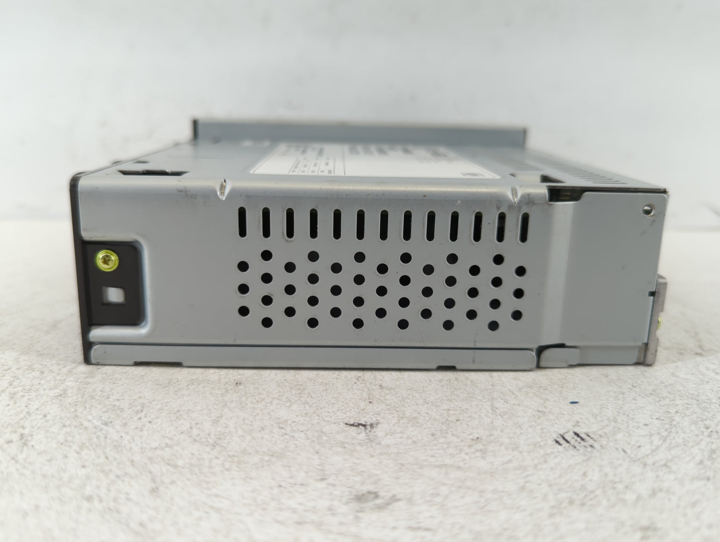 2020-2022 Chevrolet Spark Am Fm Cd Player Radio Receiver - Oemusedautoparts1.com