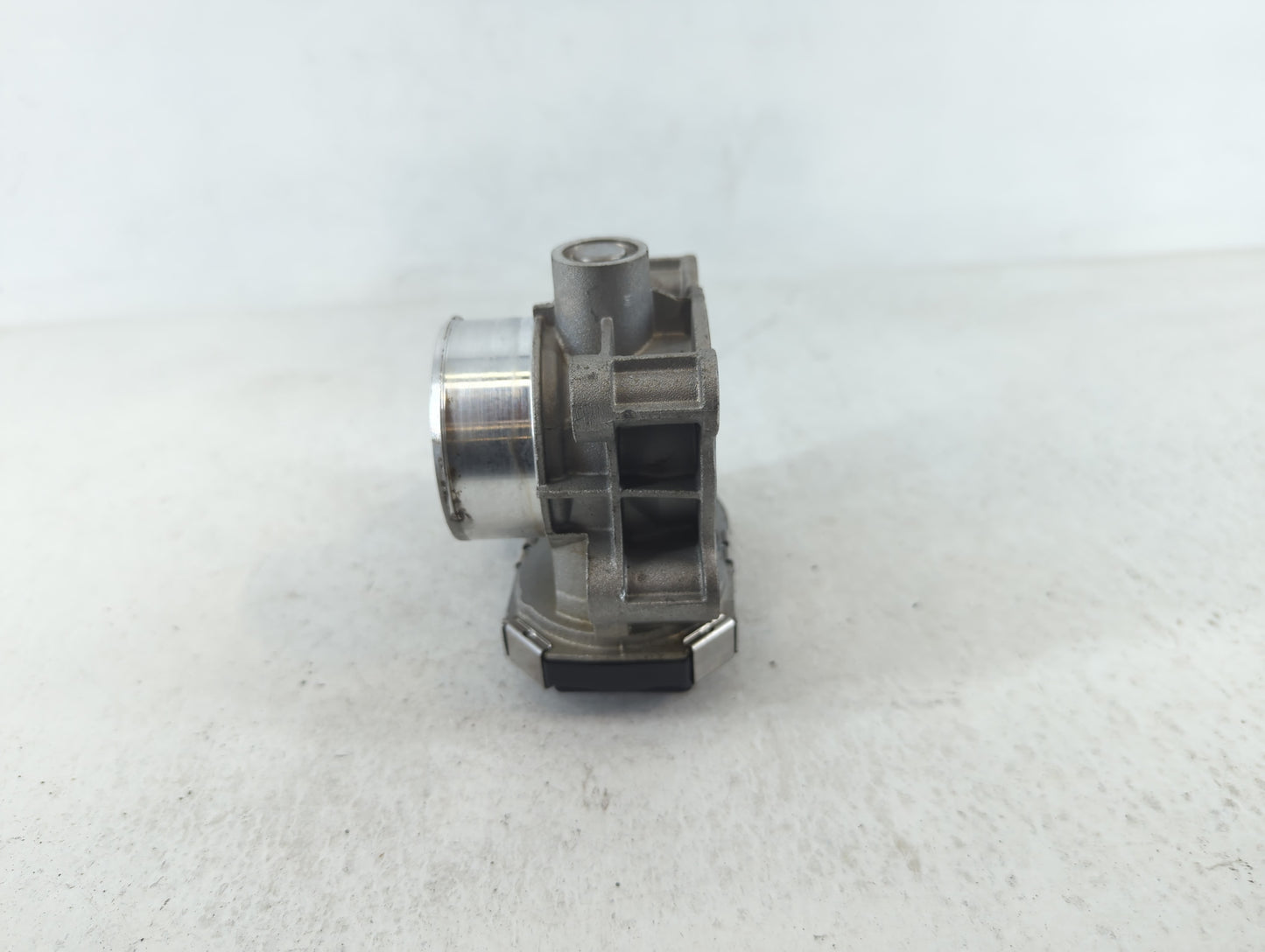 2016-2022 Chevrolet Spark Throttle Body P/N:S2SG9171A18381AA 12673014 Fits Fits 2016 2017 2018 2019 2020 2021 2022 OEM Used 