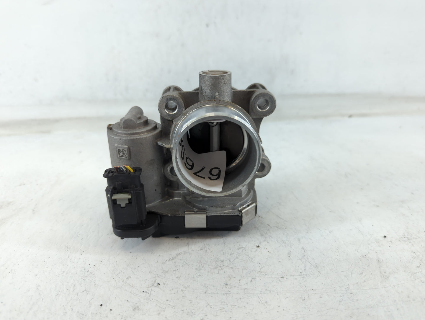 2016-2022 Chevrolet Spark Throttle Body P/N:12673014 Fits Fits 2016 2017 2018 2019 2020 2021 2022 OEM Used Auto Parts - Oemu