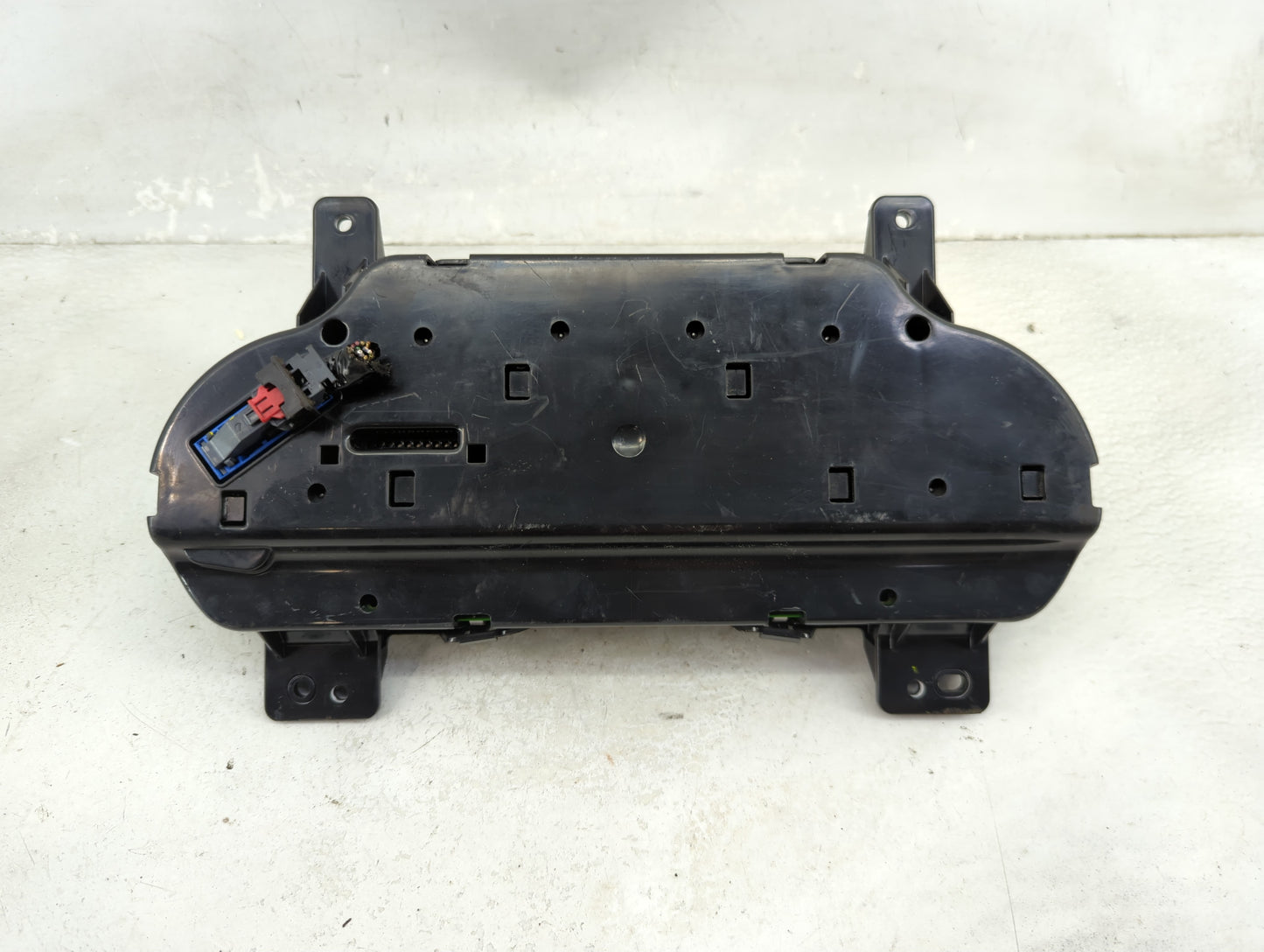 2020 Chevrolet Sub150 Instrument Cluster Speedometer Gauges P/N:84597916 28651562 Miles:111K Fits Fits 2018 2019 OEM Used Au