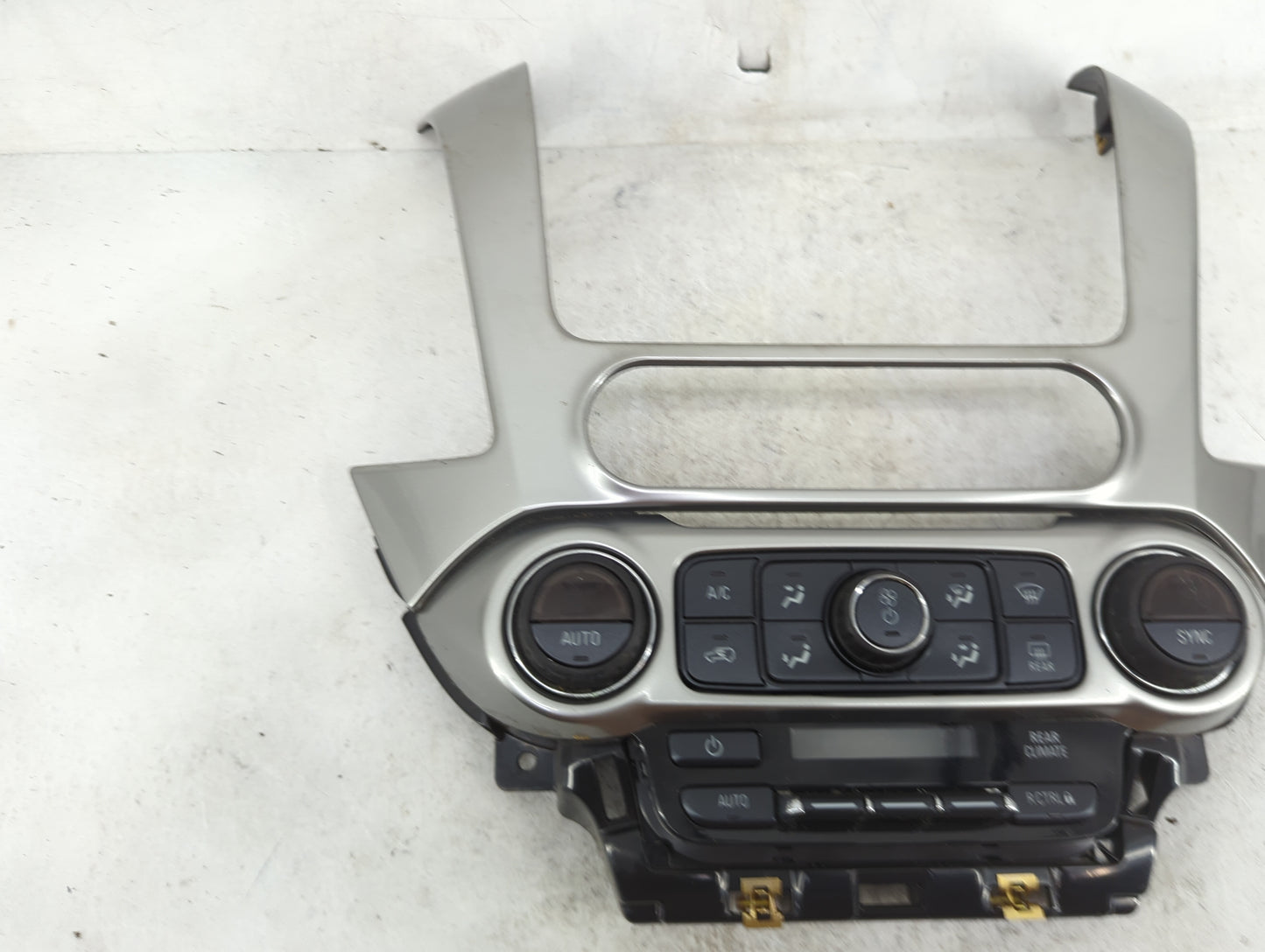 2018 Chevrolet Suburban Climate Control Module Temperature AC/Heater Replacement P/N:84258727 815372982 Fits Fits 2017 2019 