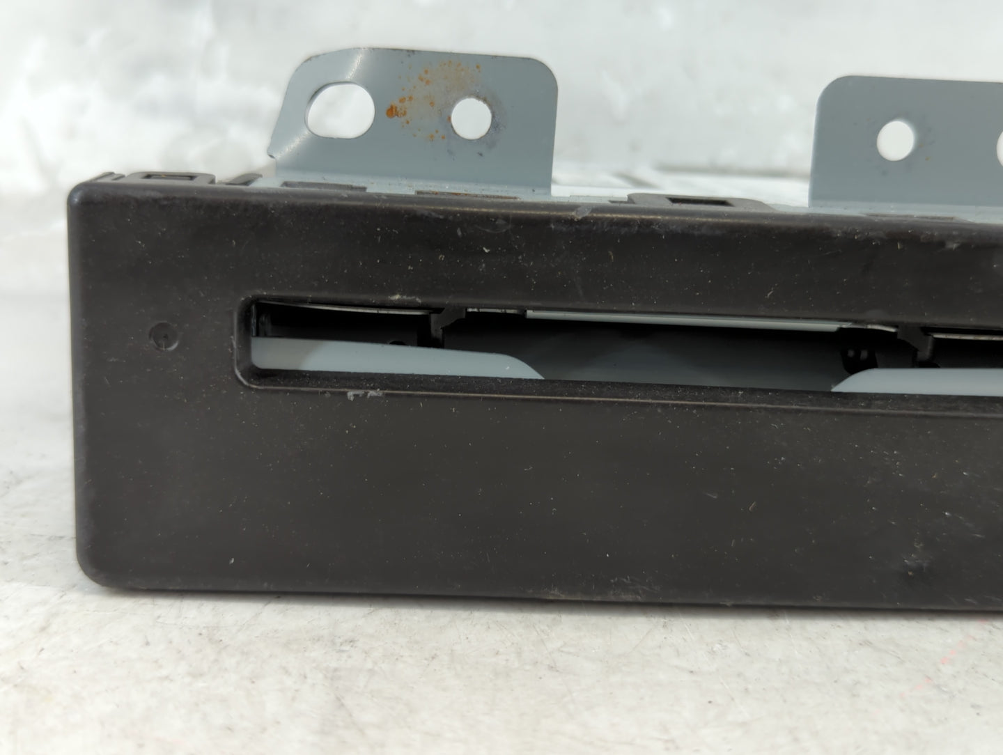 2020 Chevrolet Suburban 1500 Radio AM FM Cd Player Receiver Replacement P/N:84016434 Fits Fits 2016 2017 2018 2019 OEM Used 
