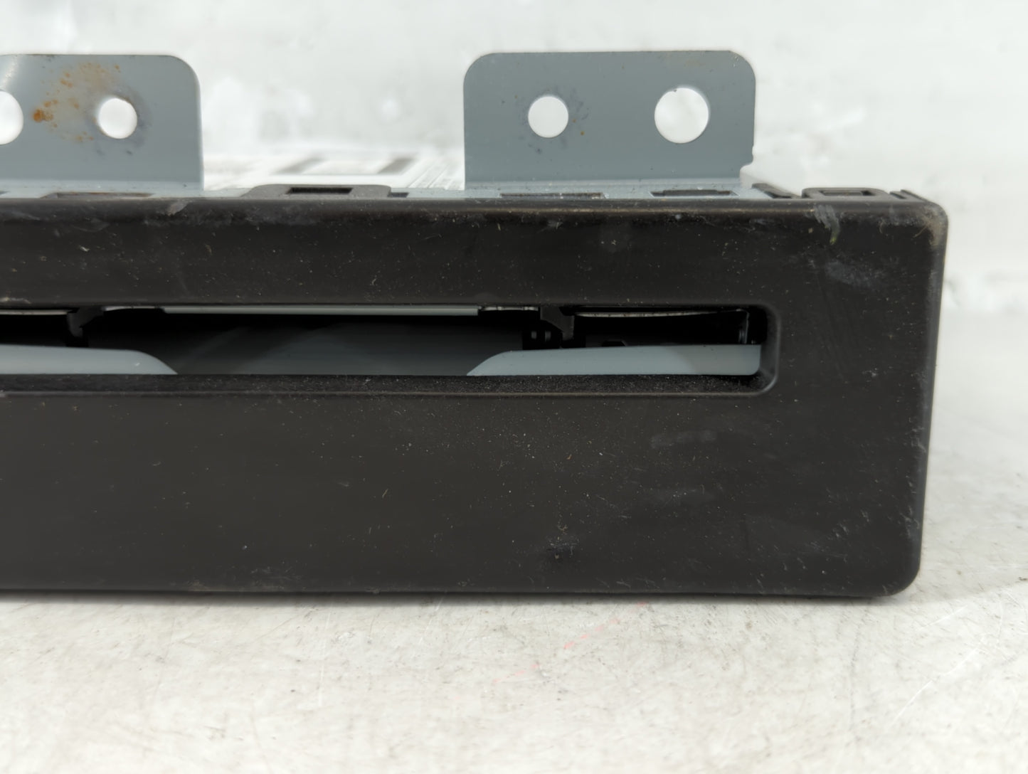 2020 Chevrolet Suburban 1500 Radio AM FM Cd Player Receiver Replacement P/N:84016434 Fits Fits 2016 2017 2018 2019 OEM Used 